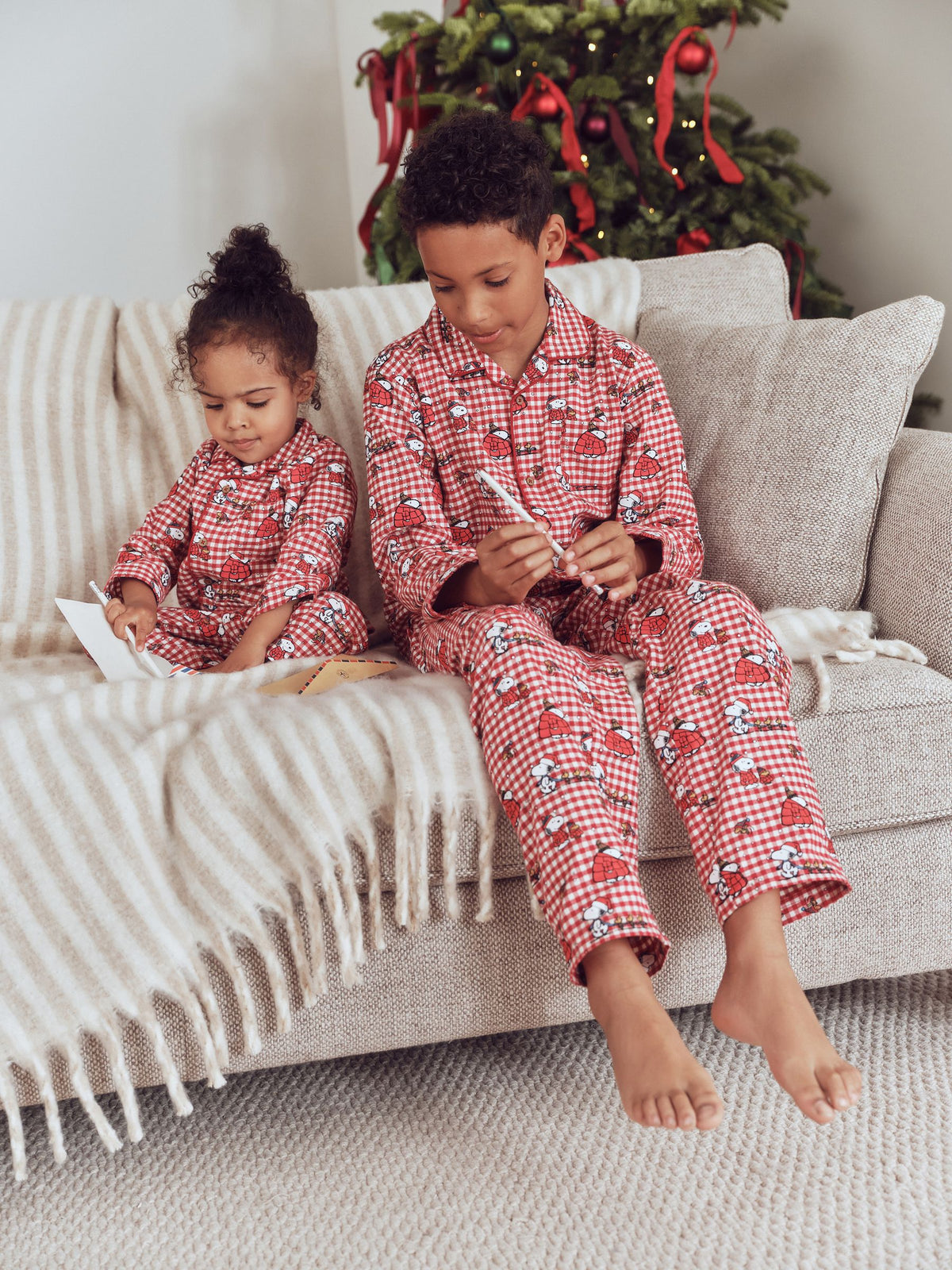 Red/White Check Snoopy Family Matching Pyjamas Set (9mths-16yrs) - image 1