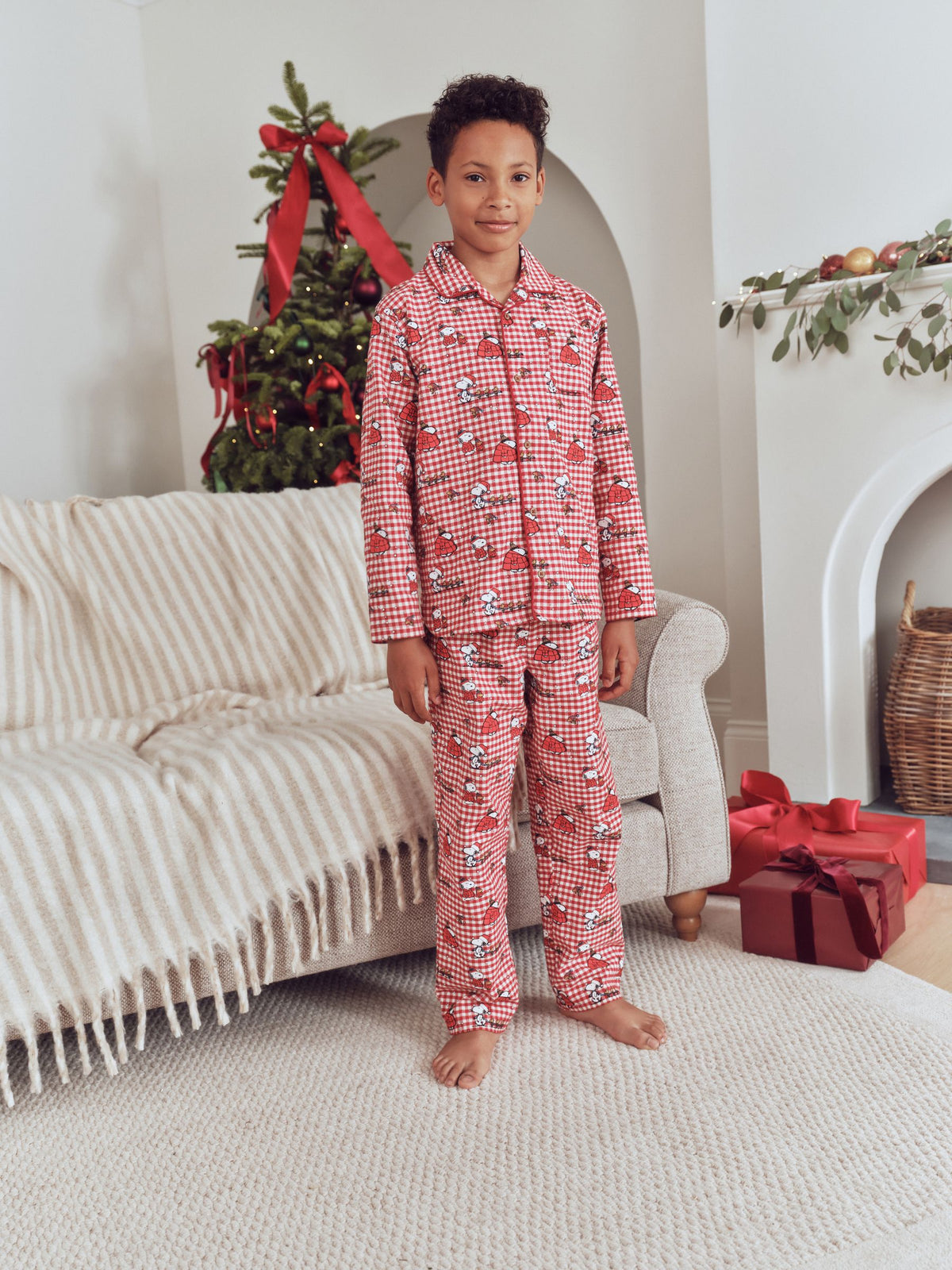 Red/White Check Snoopy Family Matching Pyjamas Set (9mths-16yrs) - image 3