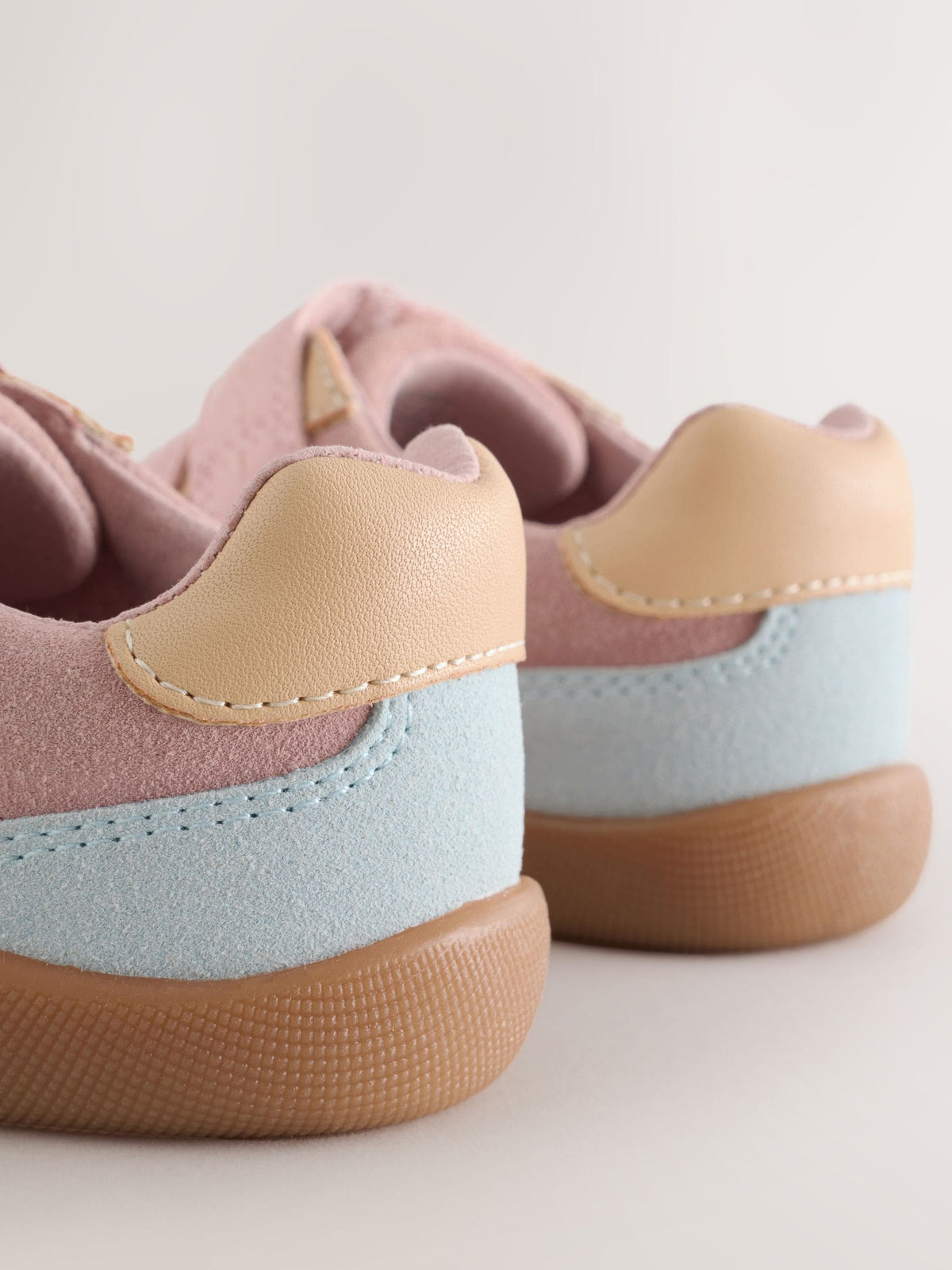 Dsiney Kidz - Pink Standard Fit (F) Crawler Trainers image 4