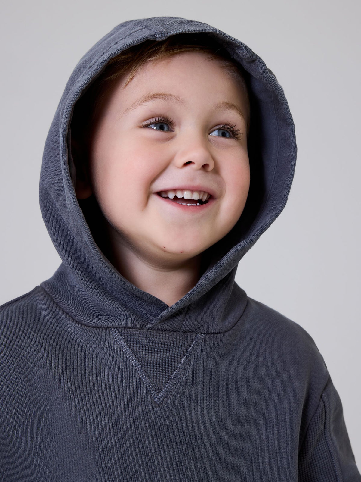 Dsiney Kidz - smALLSAINTS Charcoal Grey Washed Pullover Hoodie image 4