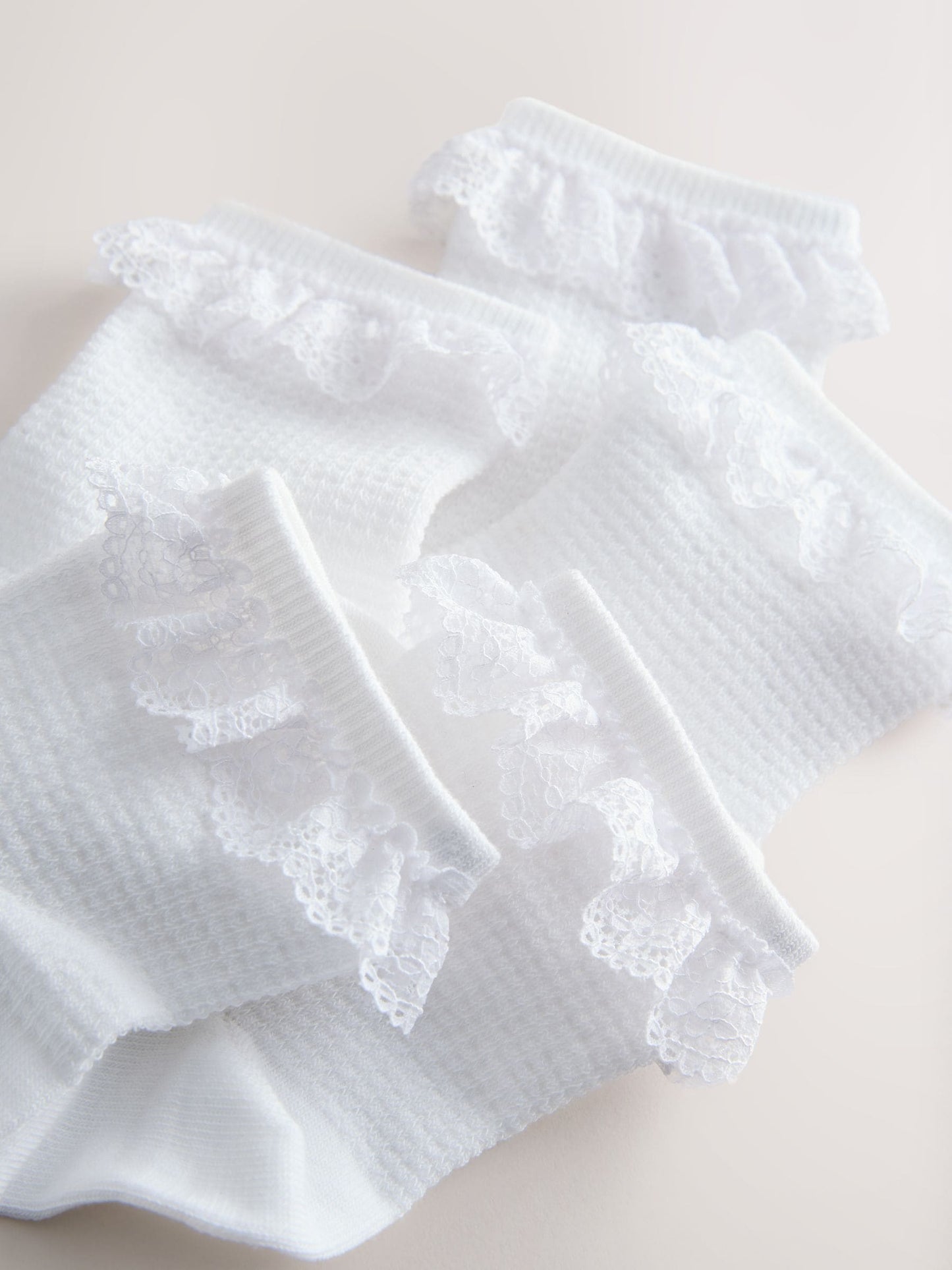 White Cotton Rich Ruffle Ankle Socks 10 Pack image 2