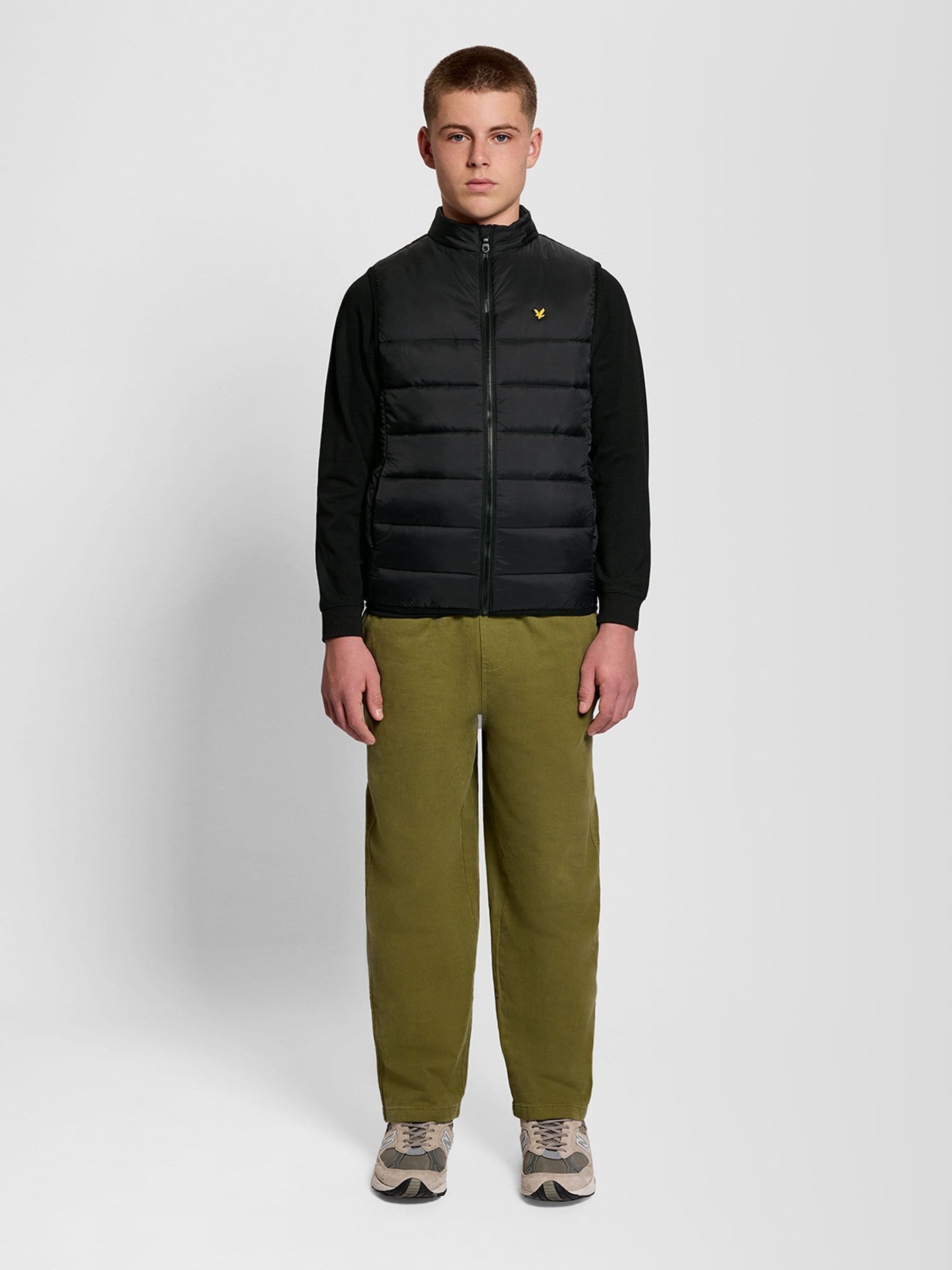 Dsiney Kidz - Lyle & Scott Black Sports Gilet image 2