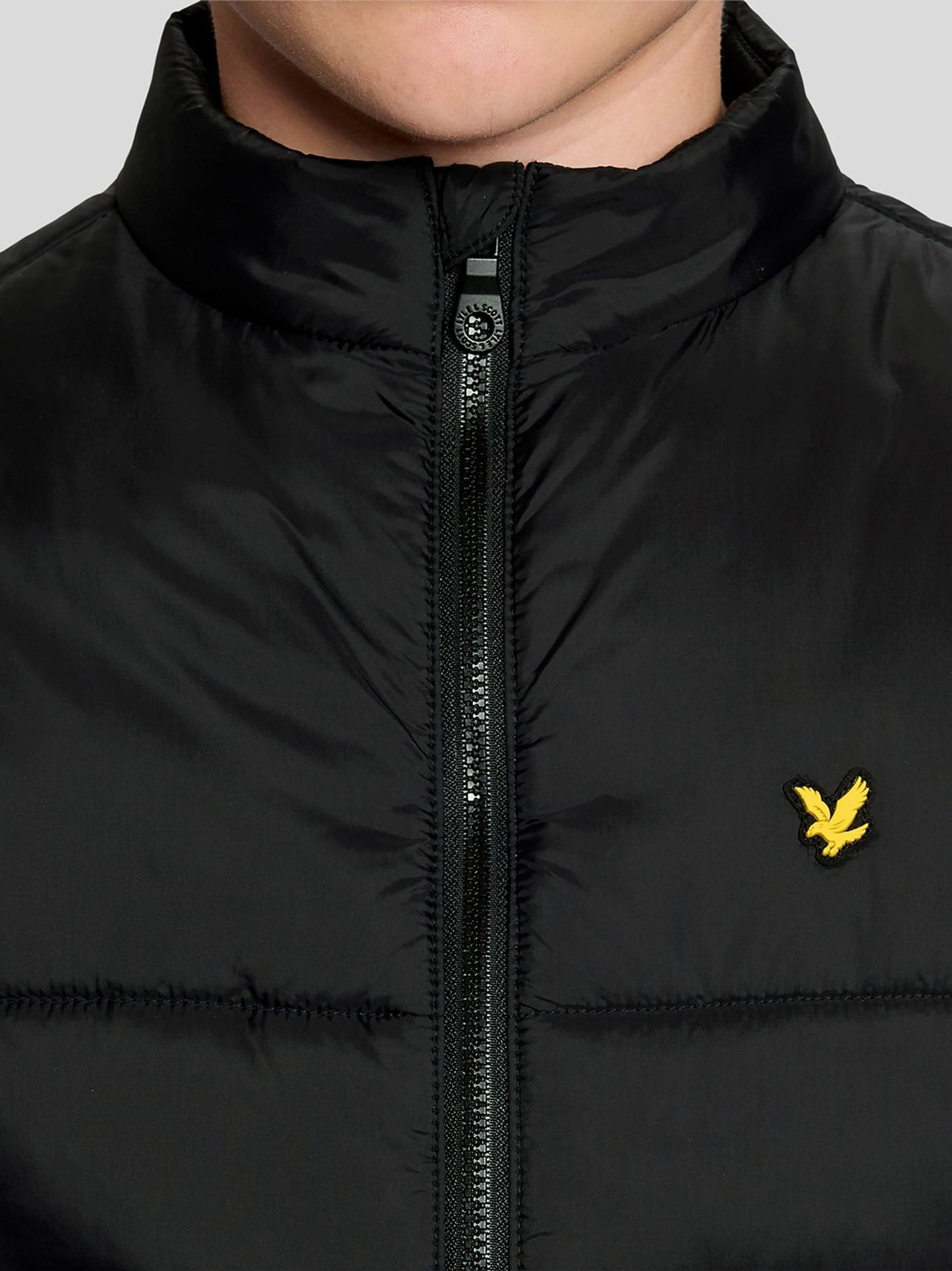 Dsiney Kidz - Lyle & Scott Black Sports Gilet image 4