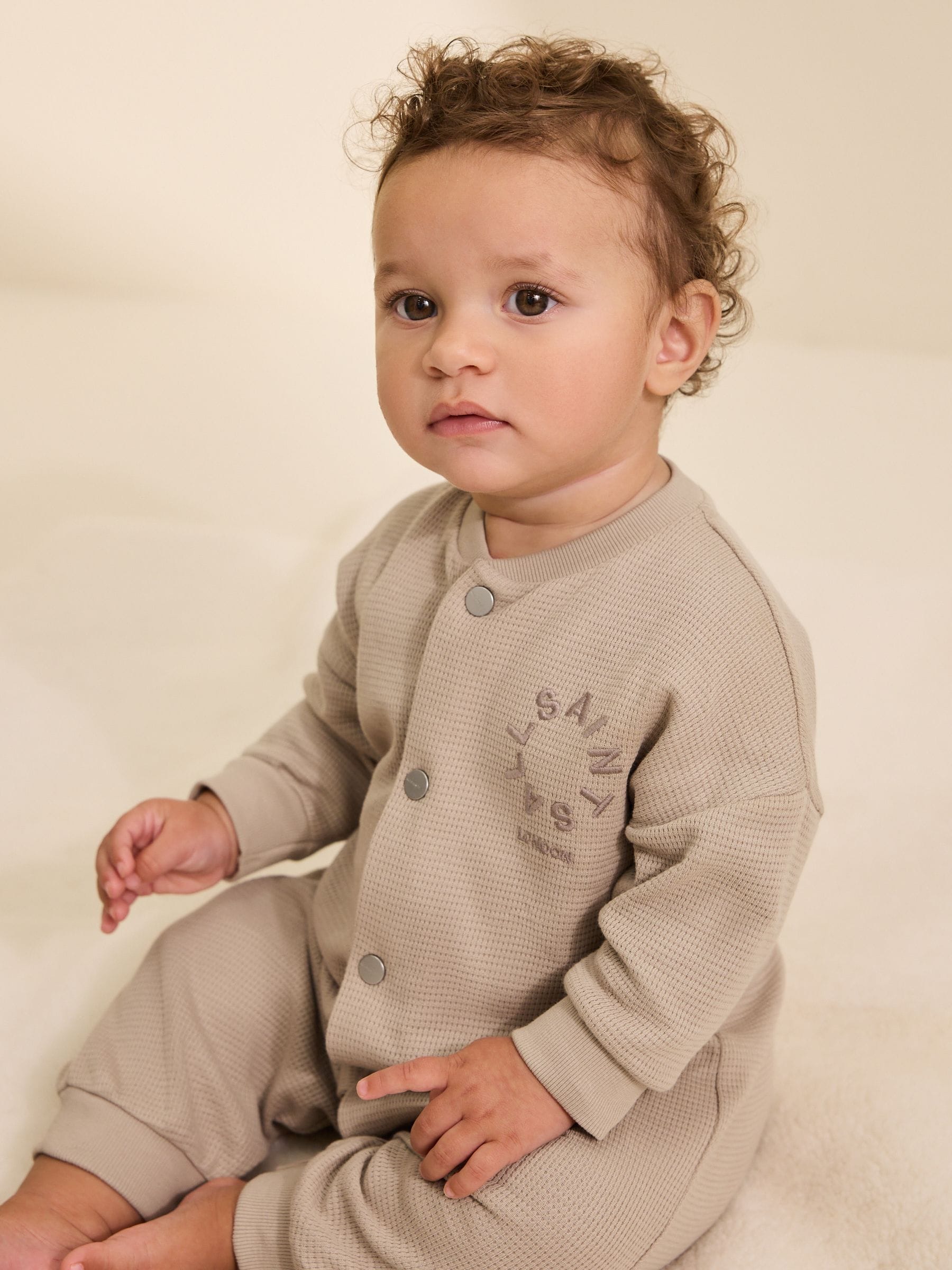 smALLSAINTS Neutral Tierra Textured Long Sleeve Baby Boys Romper image 2