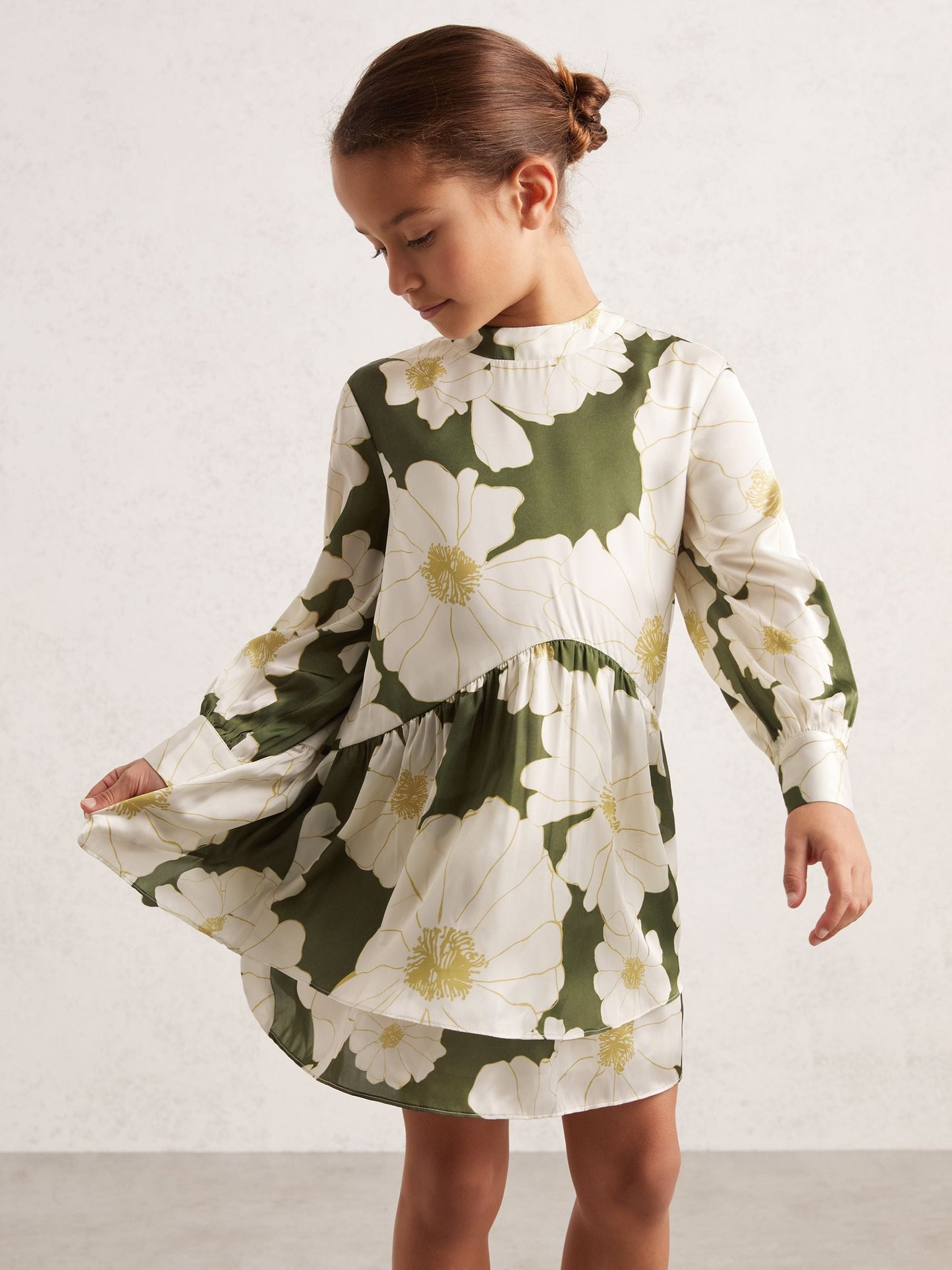 Reiss Green Daisy 3-9 yrs Floral-Print Swing Dress image 3
