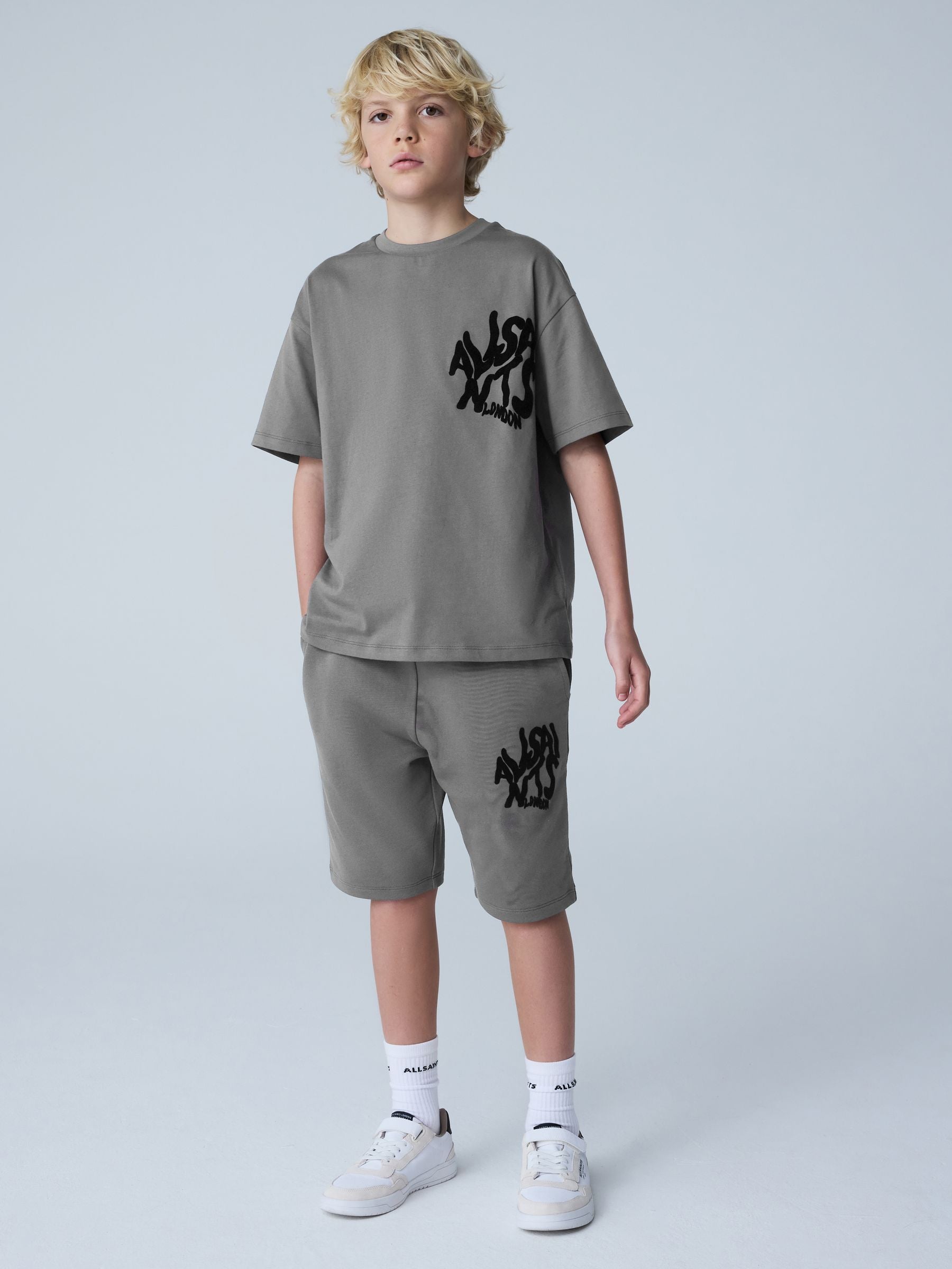 Dsiney Kidz - smALLSAINTS Charcoal Grey/Flocked Orlando T-Shirt and Sweat Shorts Set image 2