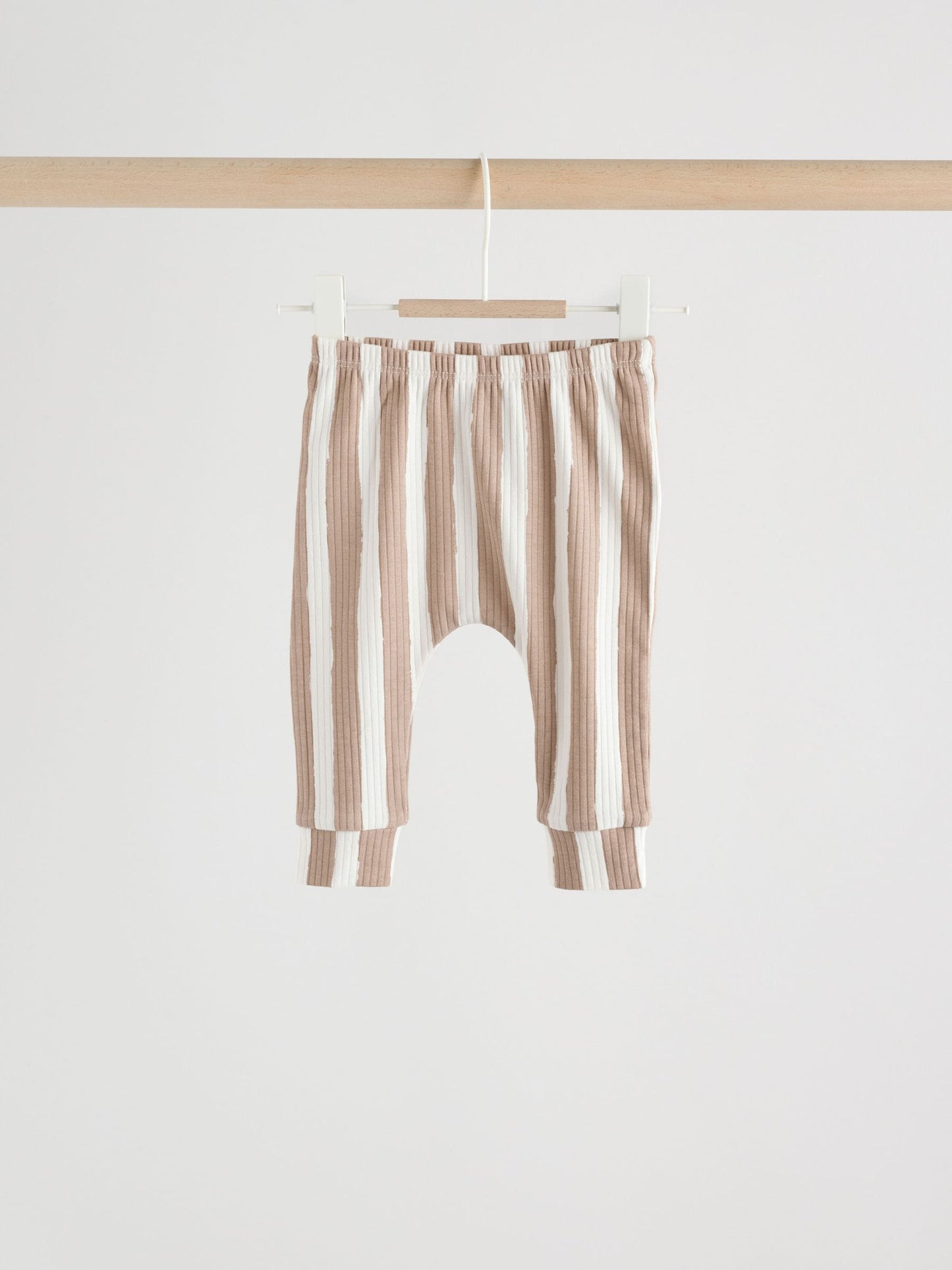 Neutral Just Hatched Baby Sweat and Leggings Set (0mths-2yrs) image 3