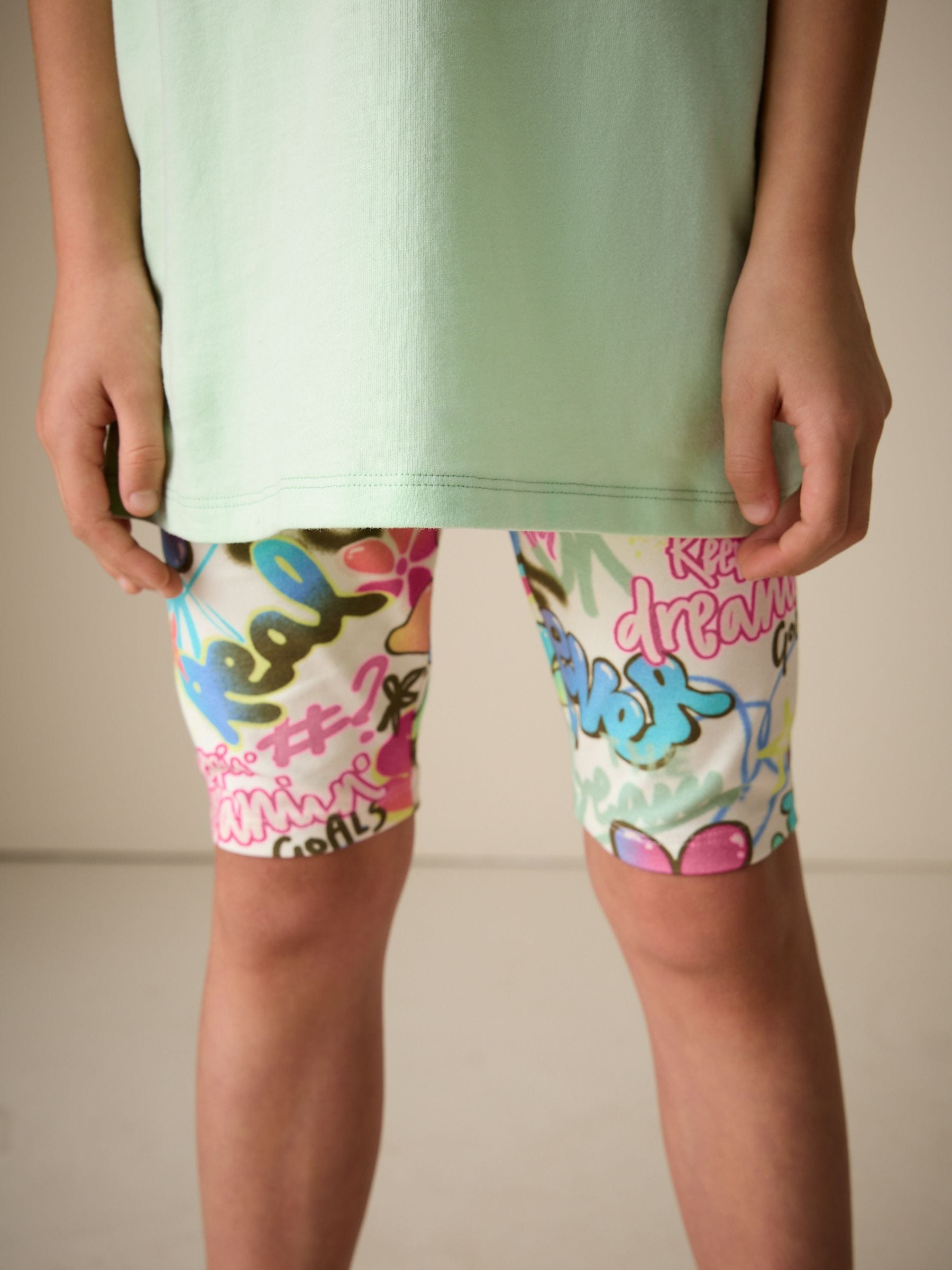 Dsiney Kidz - Green Graffiti T-Shirt and Cycling Shorts Set (3-16yrs) image 6