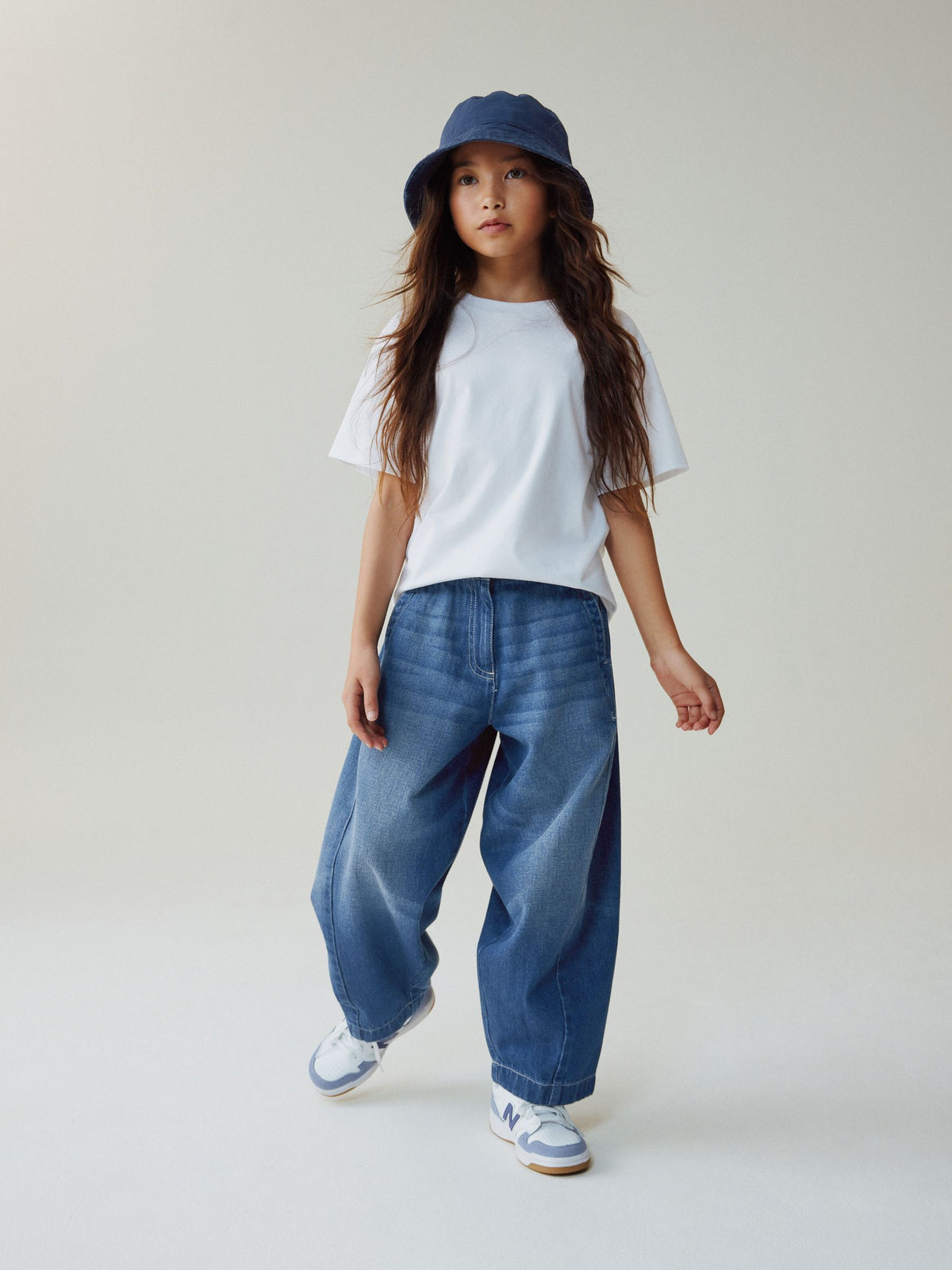 Dsiney Kidz - Dark Blue Barrel Jeans (3-16yrs) image 1