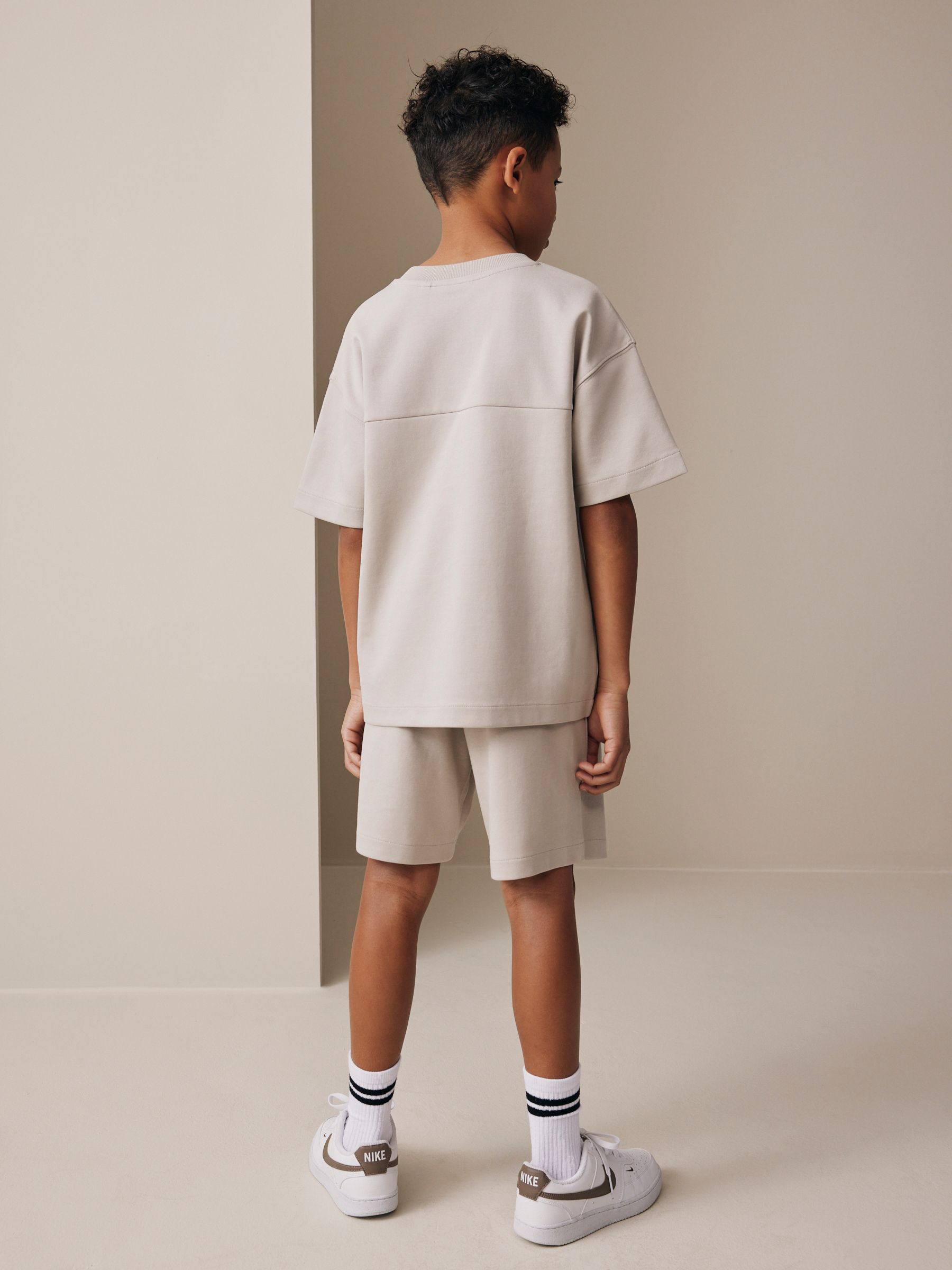 Dsiney Kidz - Cement Relaxed Fit Heavyweight T-Shirt and Shorts Set (3-16yrs) image 2