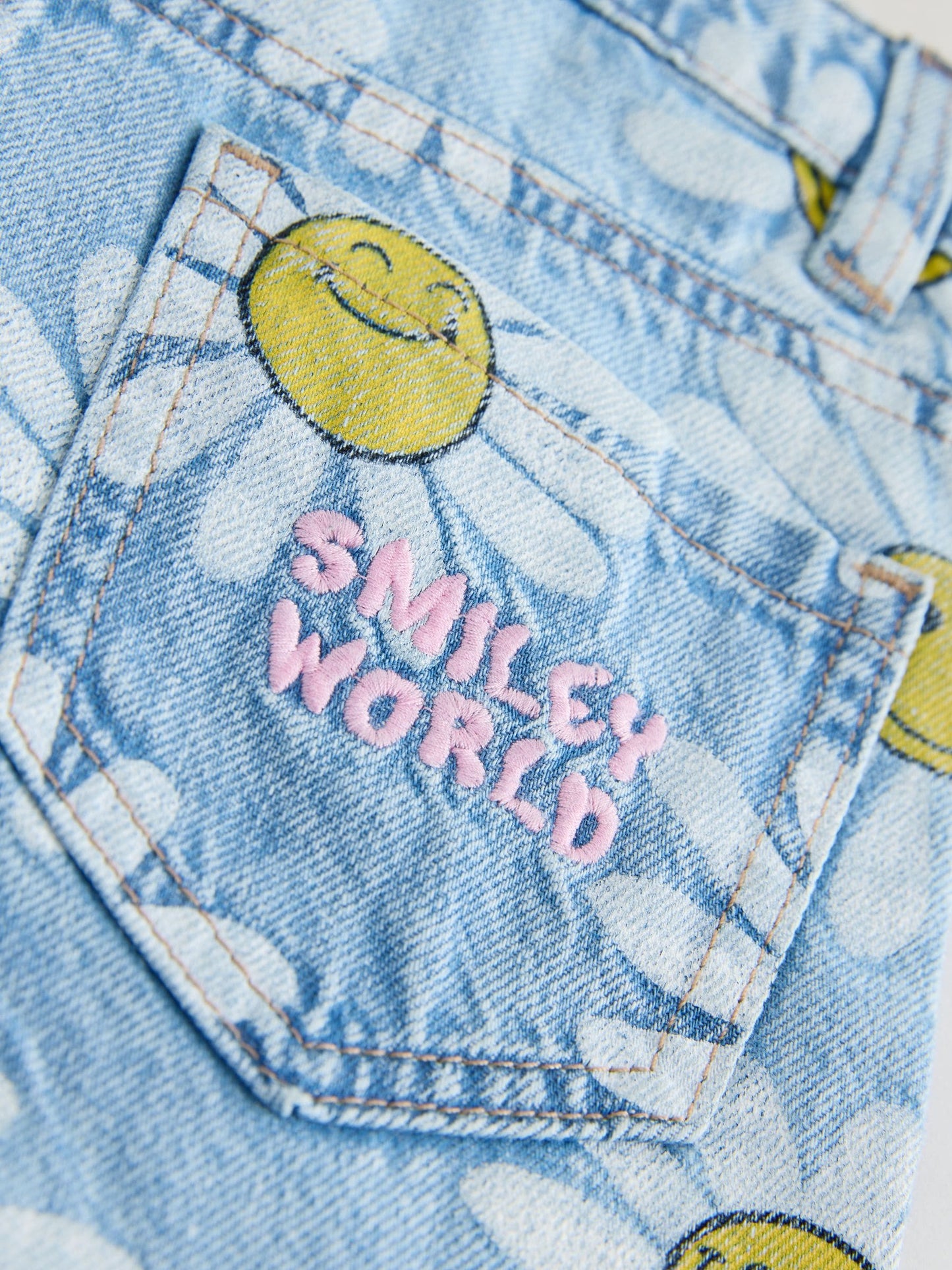 Dsiney Kidz - Mid Blue SmileyWorld® Daisy Denim Shorts (3-16yrs) image 4