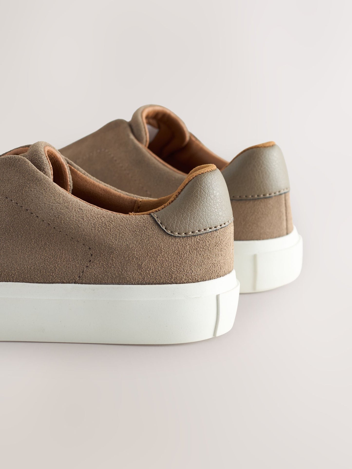 Neutral Standard Fit (F) Elastic Lace Smart Trainers image 5