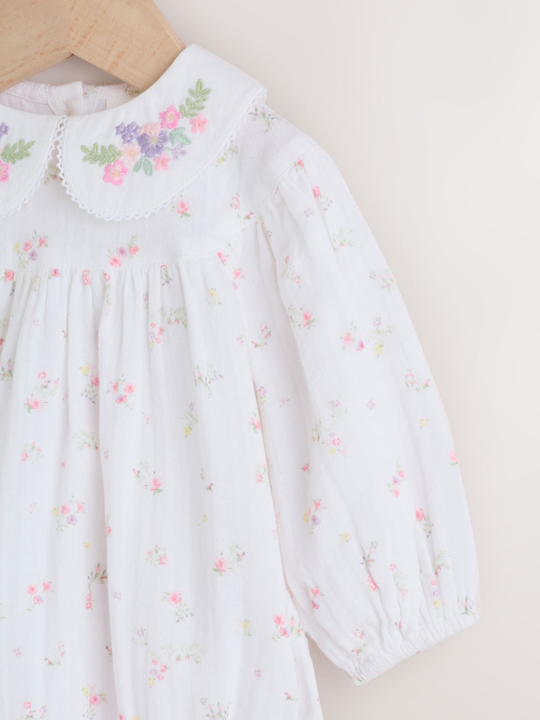 White/Pink Ditsy Baby Bloomer Rompers Set 2 Piece with Tights (0mths-3yrs) image 3