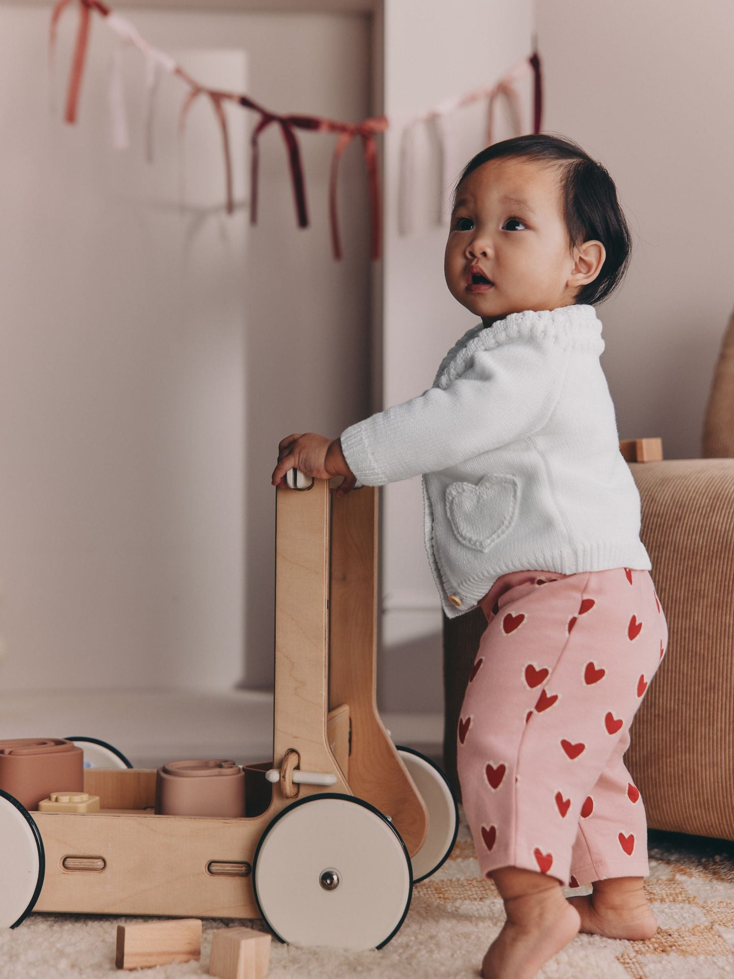 Dsiney Kidz - White Heart Pocket Button Through Baby Cardigan (0mths-2yrs) image 4