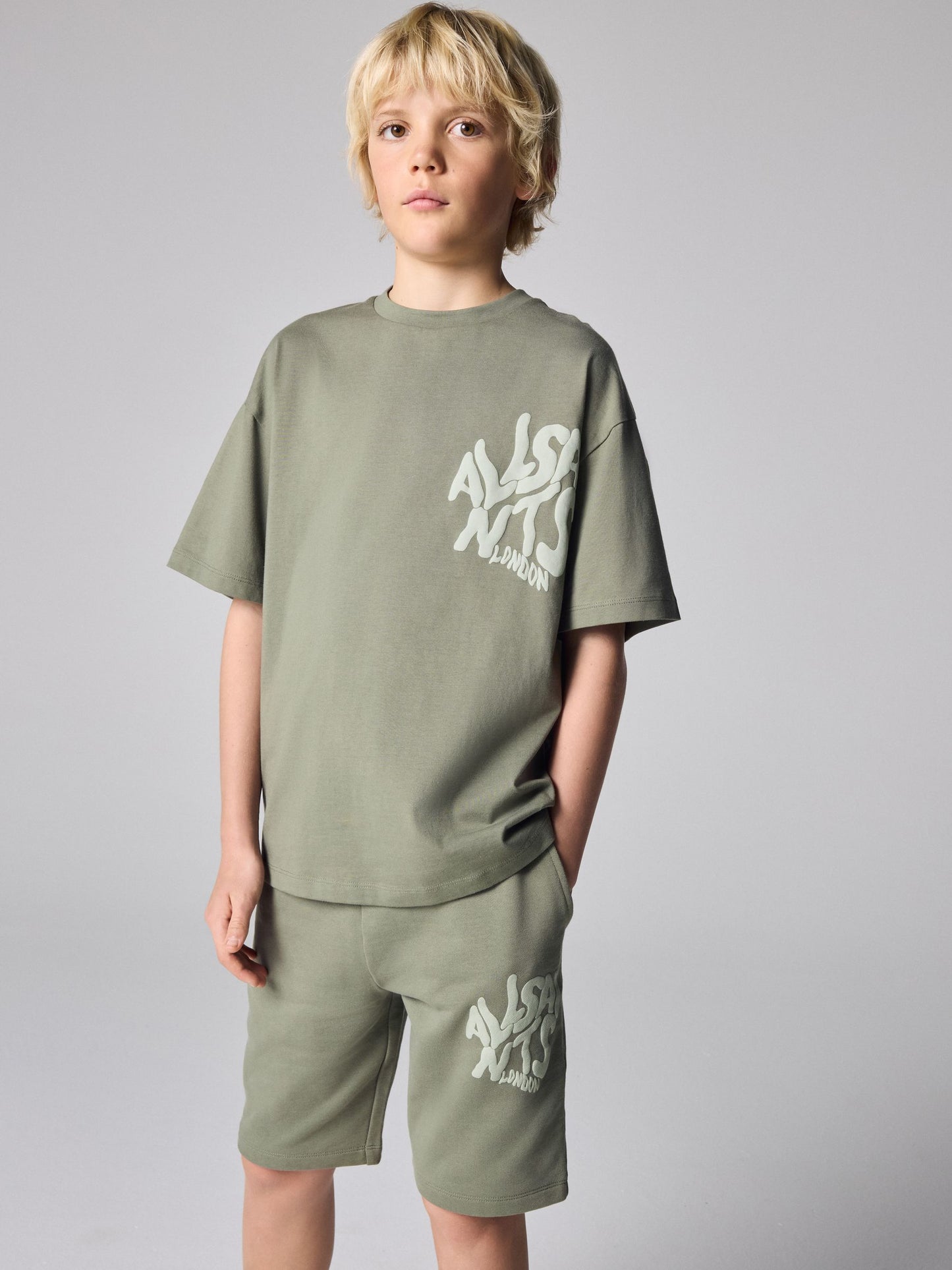 Dsiney Kidz - smALLSAINTS Khaki Green Orlando T-Shirt and Sweat Shorts Set image 1