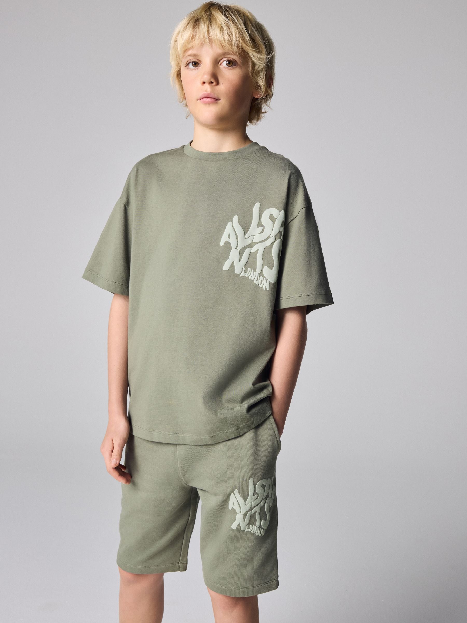 Dsiney Kidz - smALLSAINTS Khaki Green Orlando T-Shirt and Sweat Shorts Set image 1