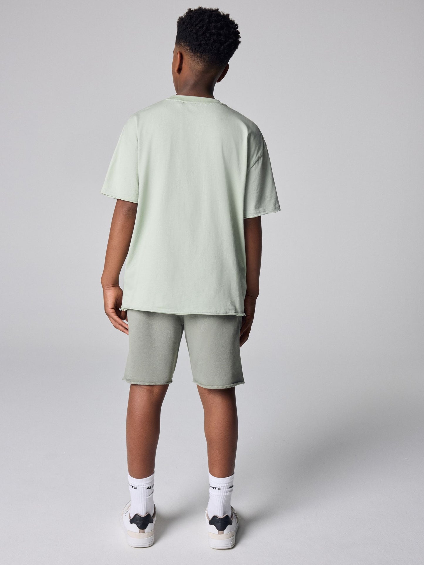 Dsiney Kidz - smALLSAINTS Light Green Biggy Oversized T-Shirt and Sweat Shorts Set image 4