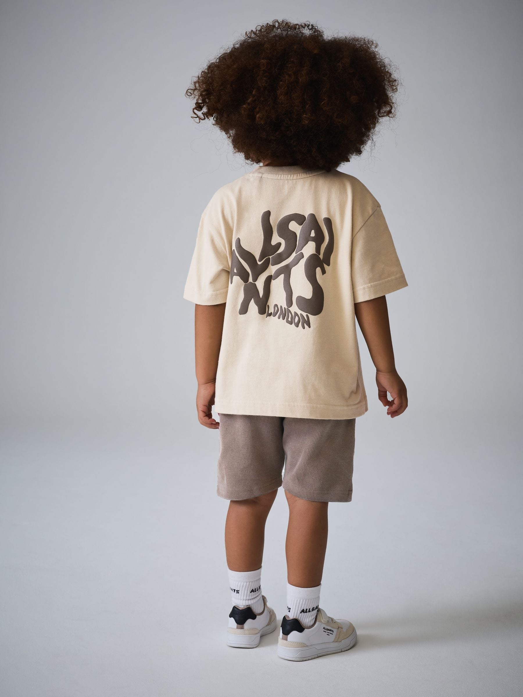 smALLSAINTS Neutral/Waffle Orlando T-Shirt and Shorts Younger Set image 3