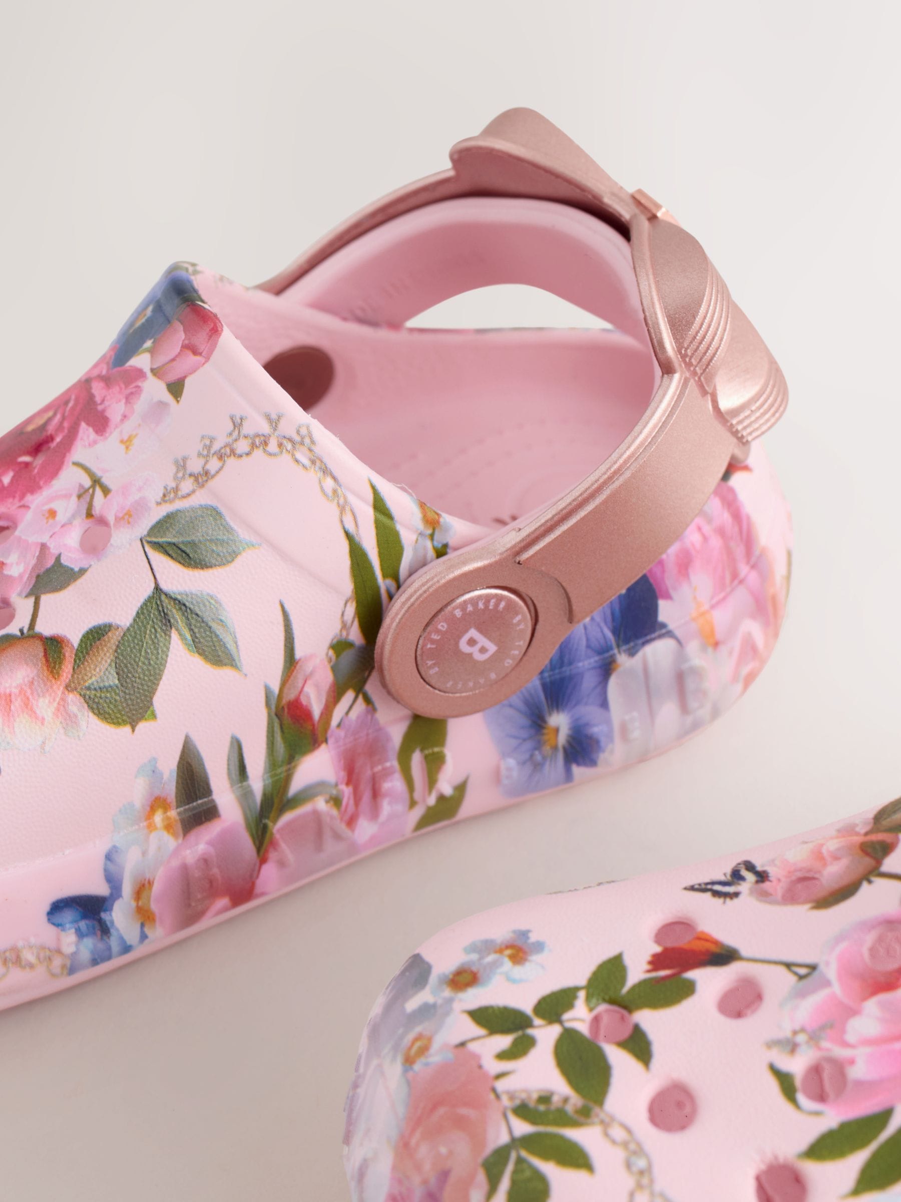 Baker by Ted Baker Girls Bow Clog Sandals image 7
