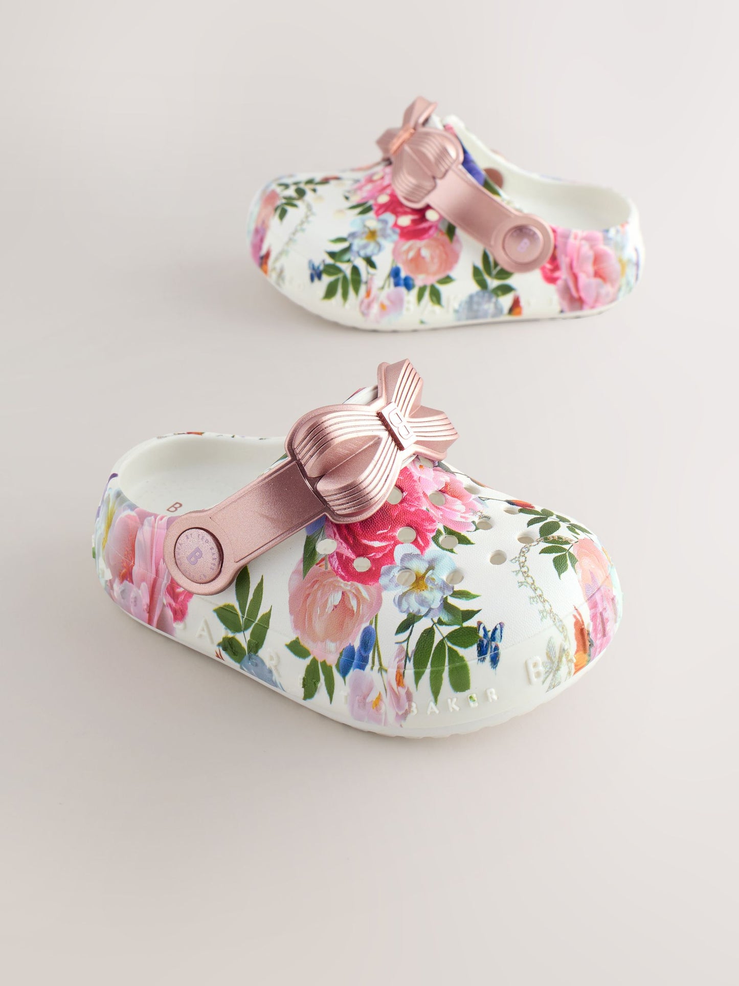 Baker by Ted Baker Girls Bow Clog Sandals image 2