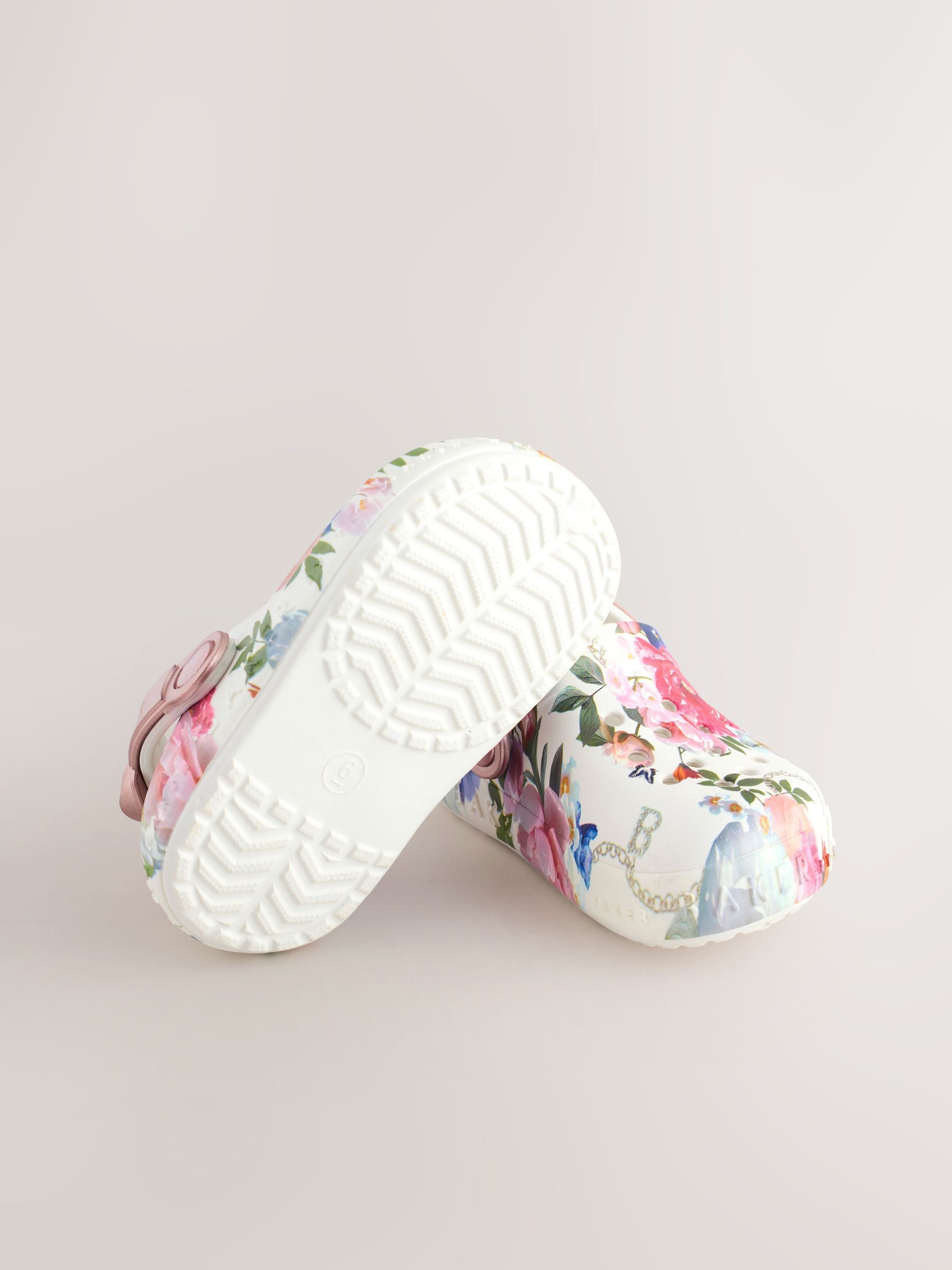 Baker by Ted Baker Girls Bow Clog Sandals image 5
