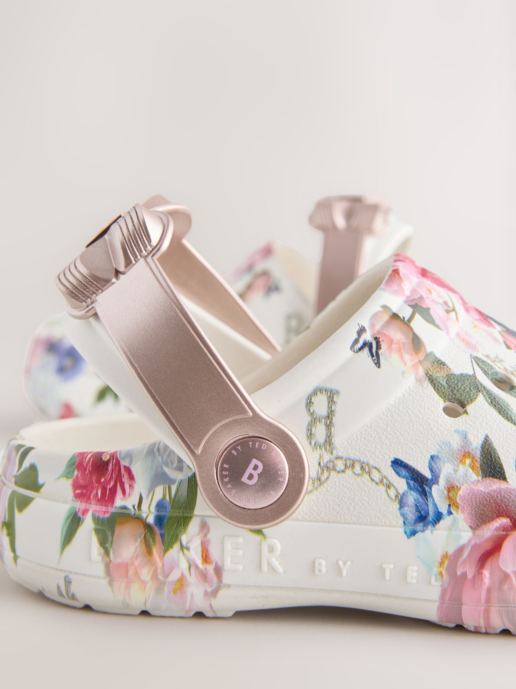 Baker by Ted Baker Bow Clog White Sandals image 6