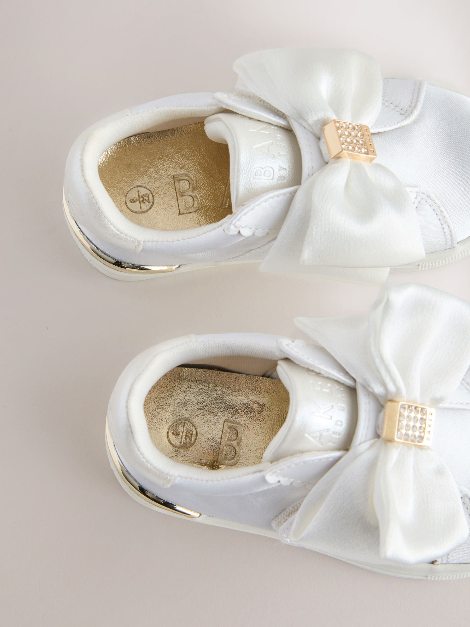 Baker by Ted Baker Occasion Bow Trainers image 4