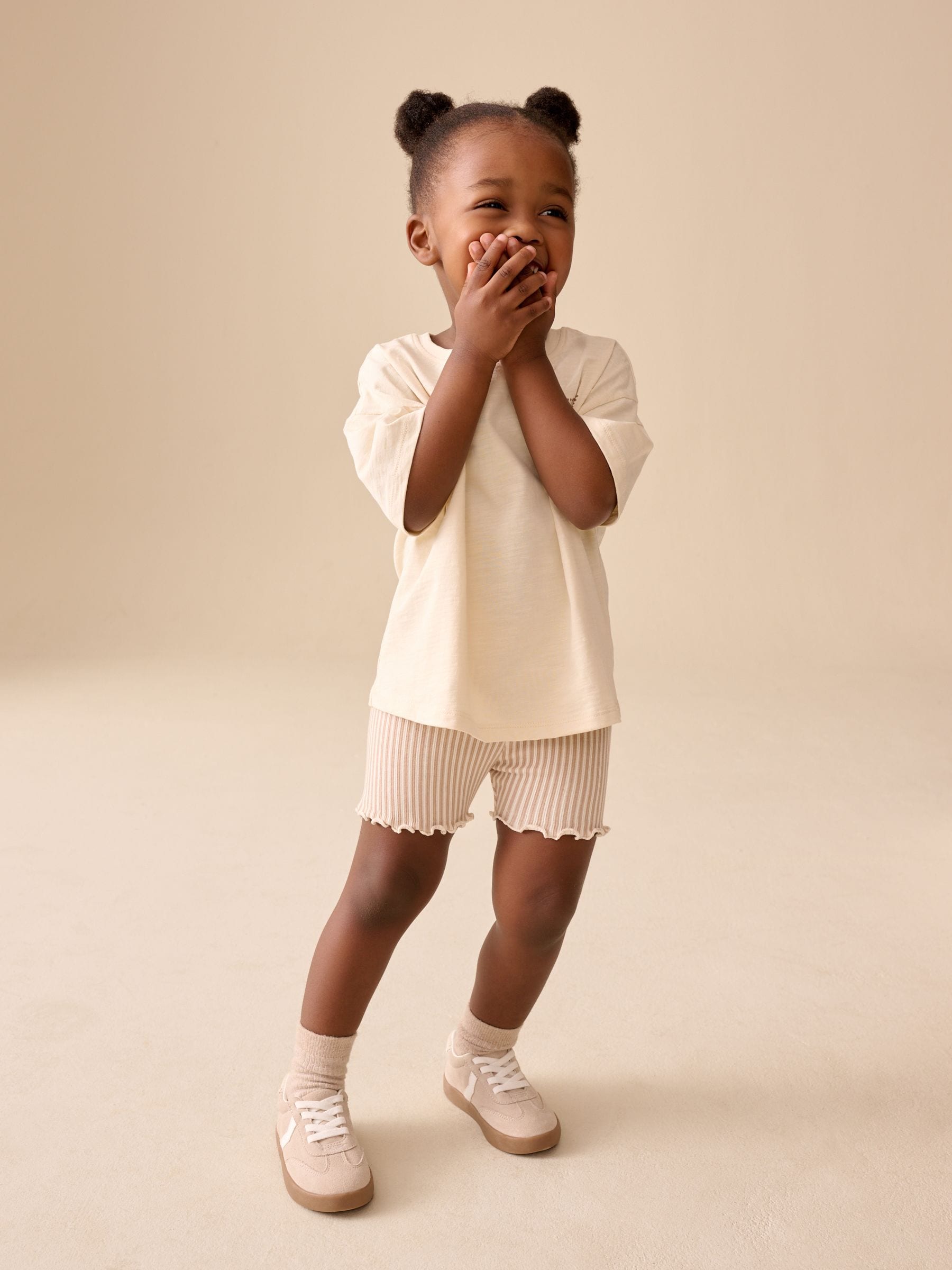 Dsiney Kidz - Ecru Sun Short Sleeve T-Shirt and Cycle Shorts Set (3mths-7yrs) image 4