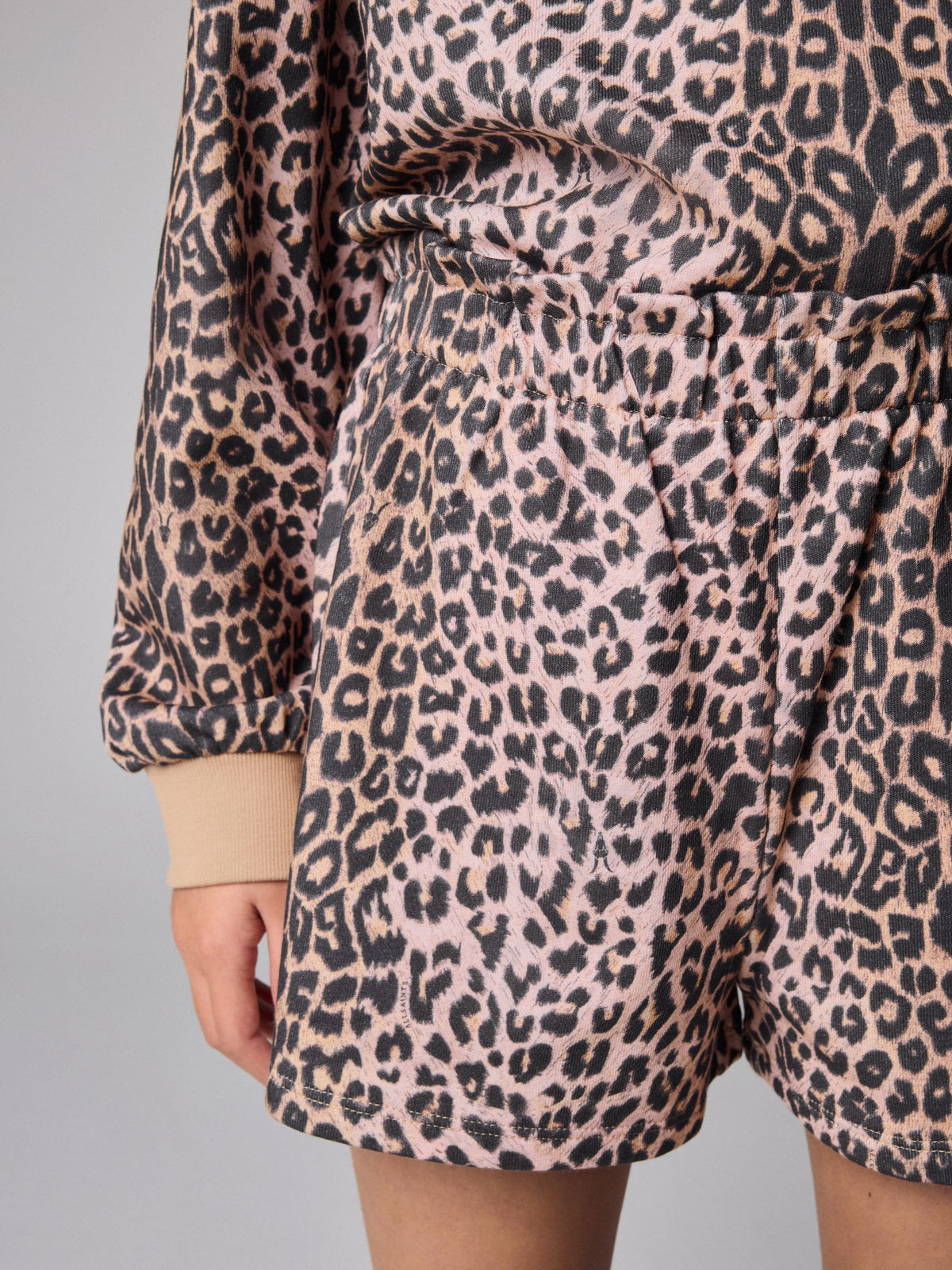 smALLSAINTS Leopard Logo Sweatshirt and Sweat Shorts Set - image 5