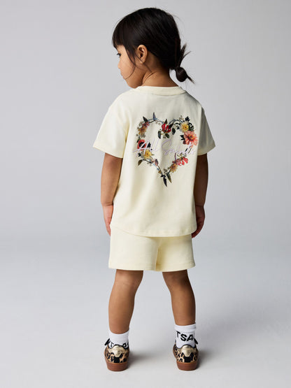 smALLSAINTS Yellow Floral Heart T-Shirt and Sweat Shorts Younger Set image 3