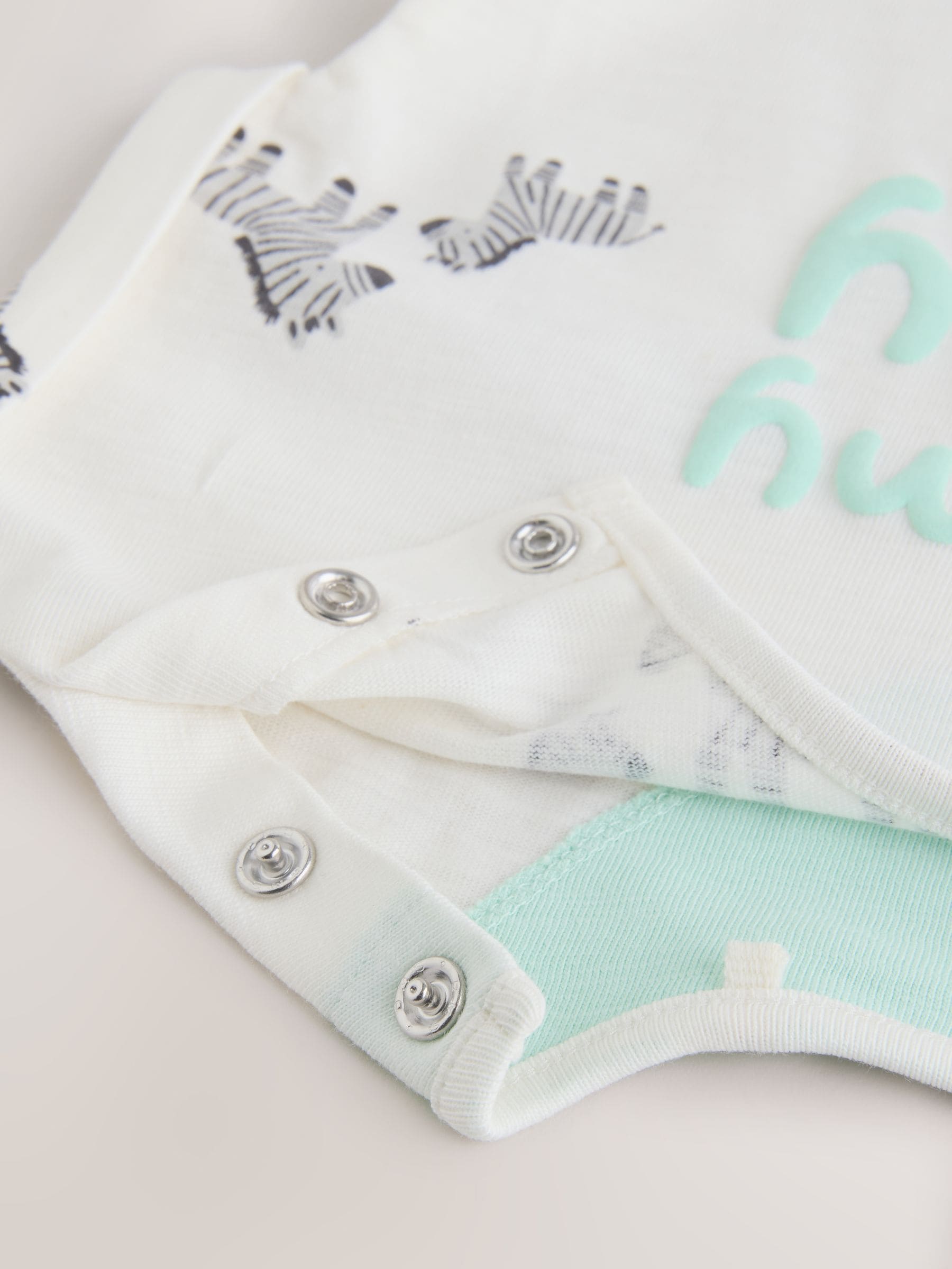 White All Over Printed I Love My Daddy Baby Jersey Romper image 3