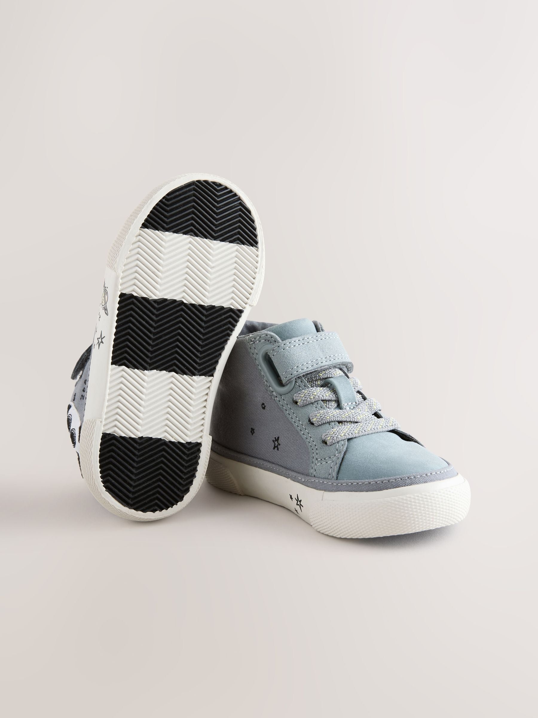 Grey Rocket Touch Fastening Elastic Lace Hi Top Trainers image 4