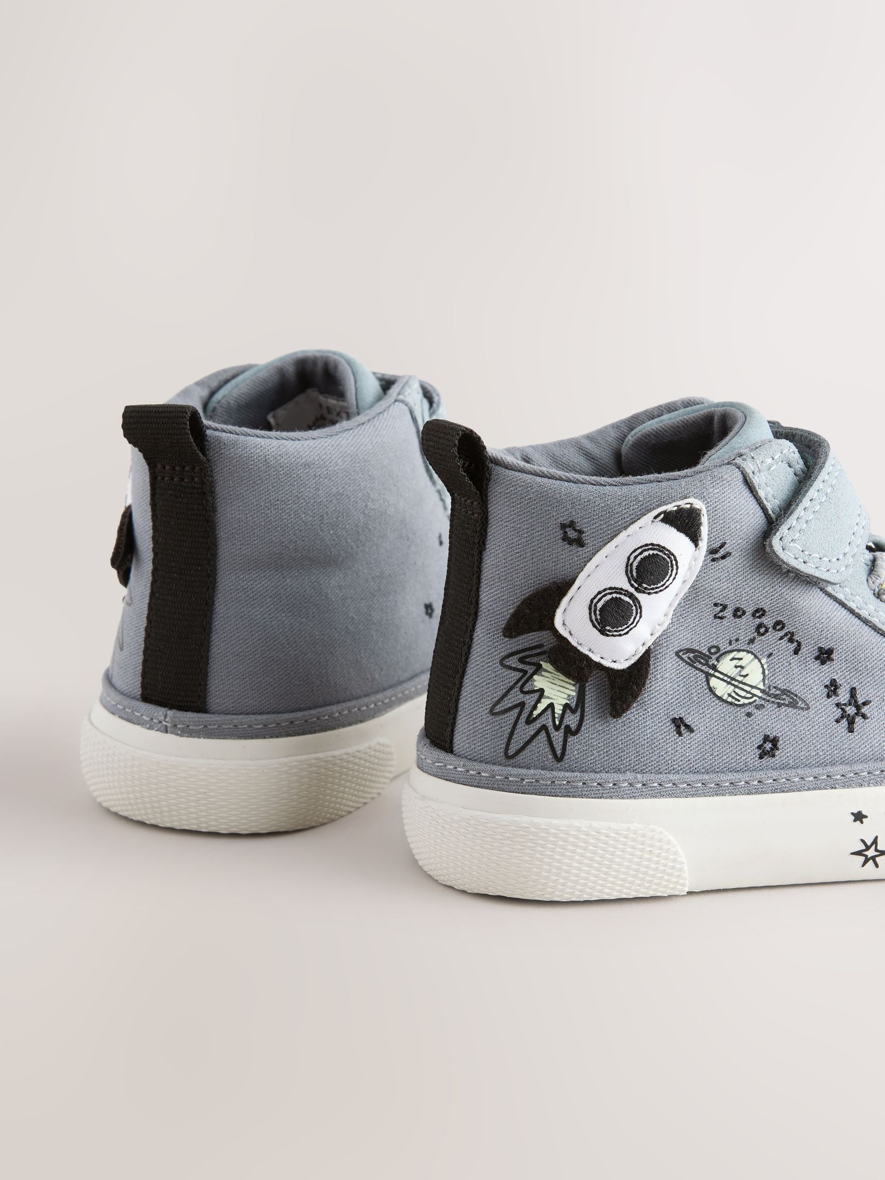 Grey Rocket Touch Fastening Elastic Lace Hi Top Trainers image 5