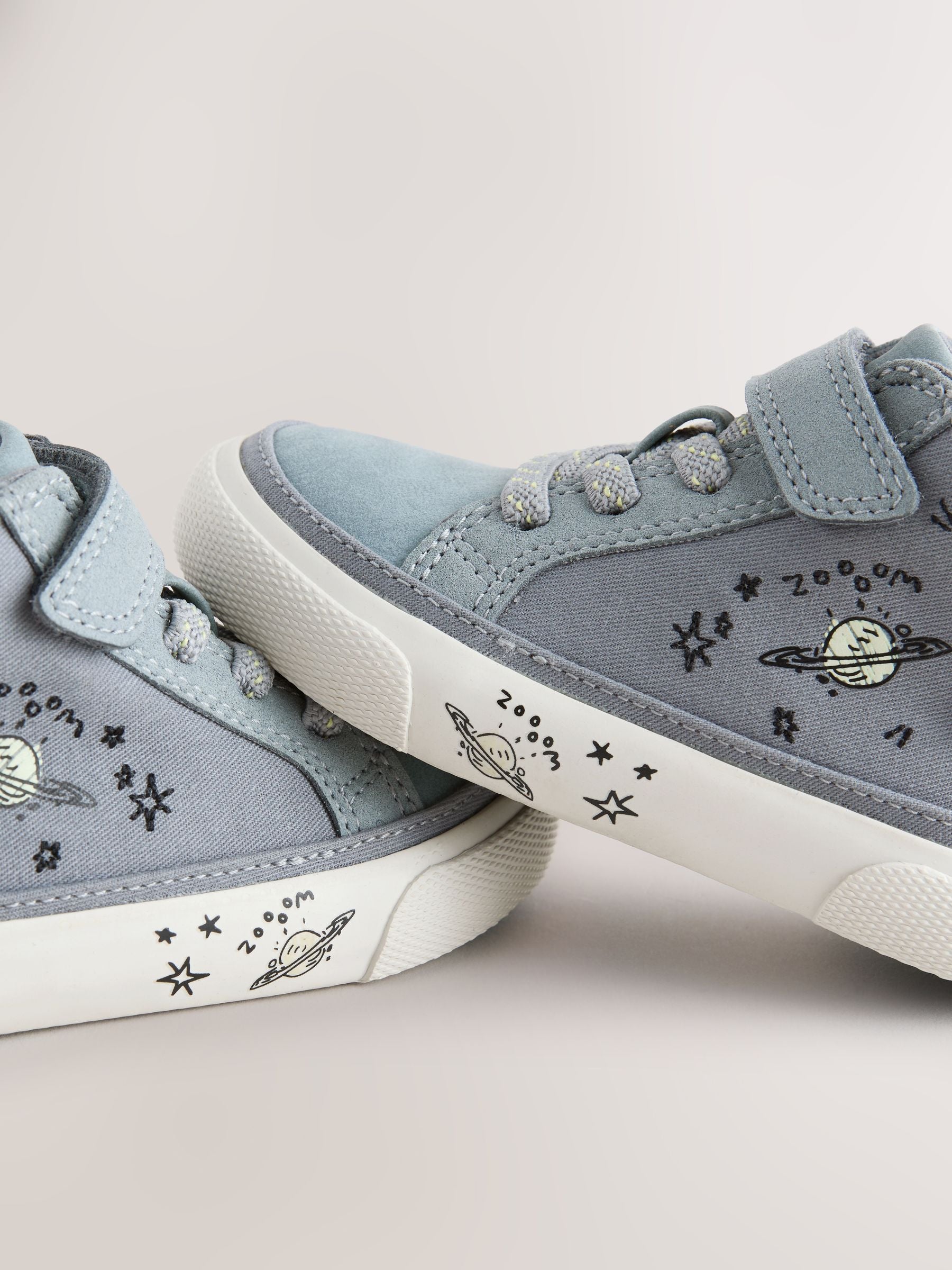 Grey Rocket Touch Fastening Elastic Lace Hi Top Trainers image 6