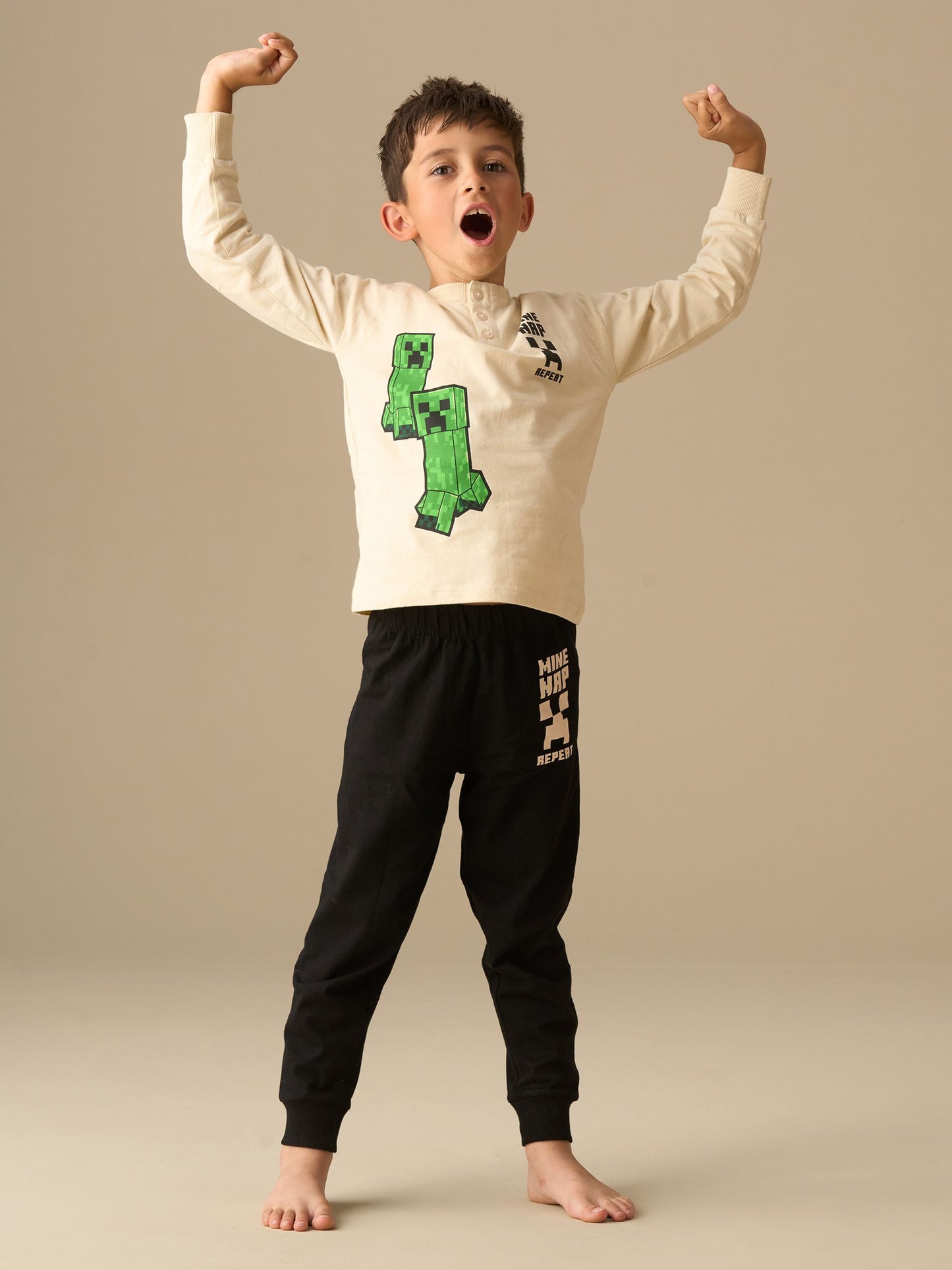 Dsiney Kidz - Angel & Rocket Black Minecraft Henley Pyjamas image 3
