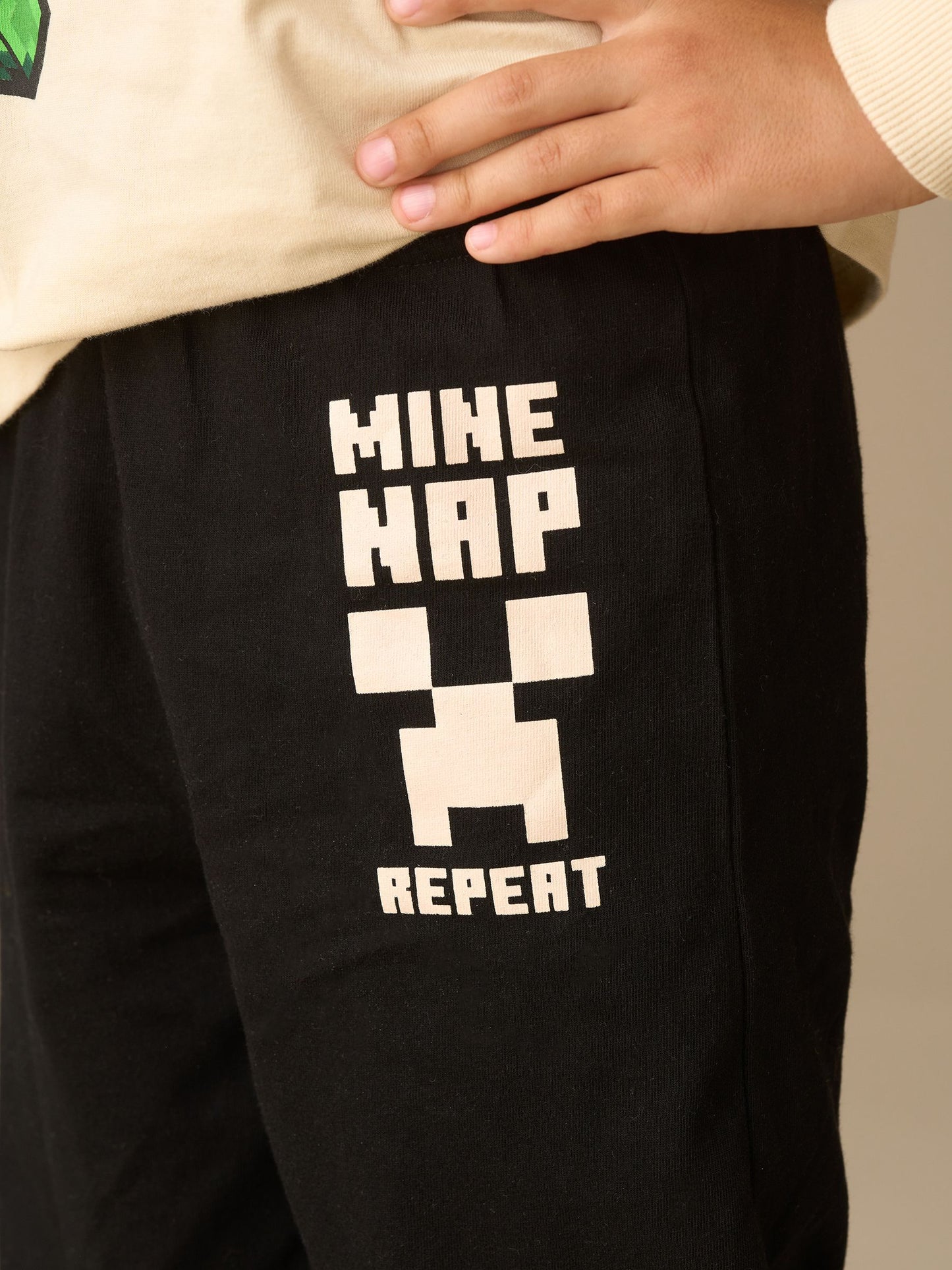 Dsiney Kidz - Angel & Rocket Black Minecraft Henley Pyjamas image 5