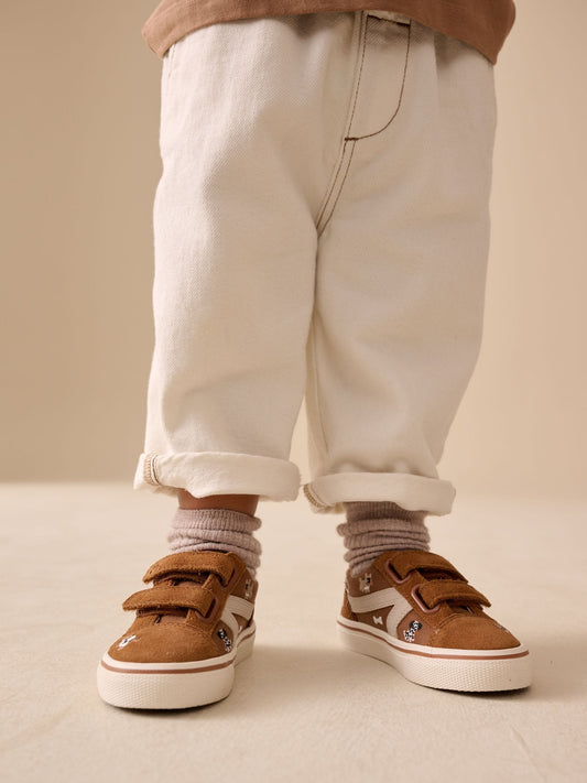 Tan Brown Dogs Standard Fit (F) Touch Fastening Trainers image 2