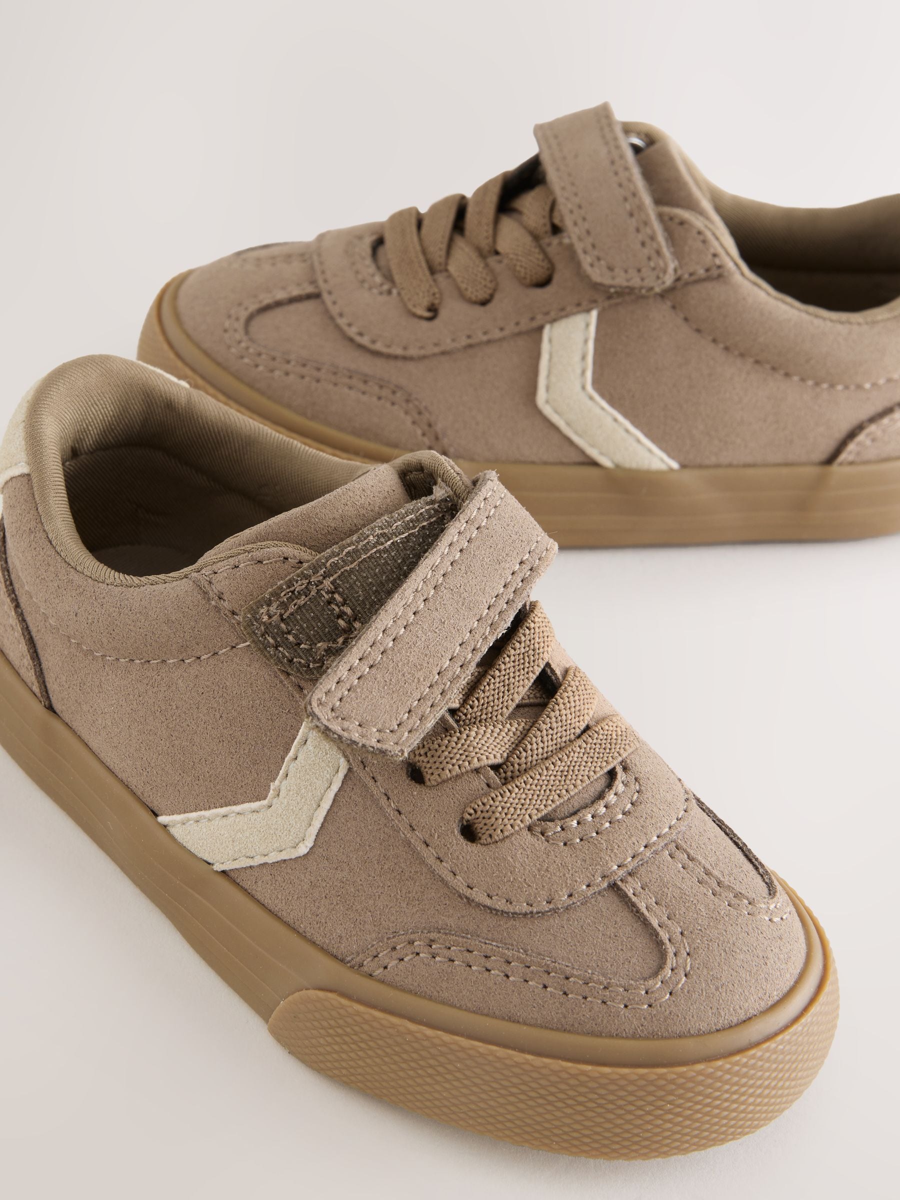 Neutral Brown Standard Fit (F) Touch Fastening Elastic Lace Trainers image 4