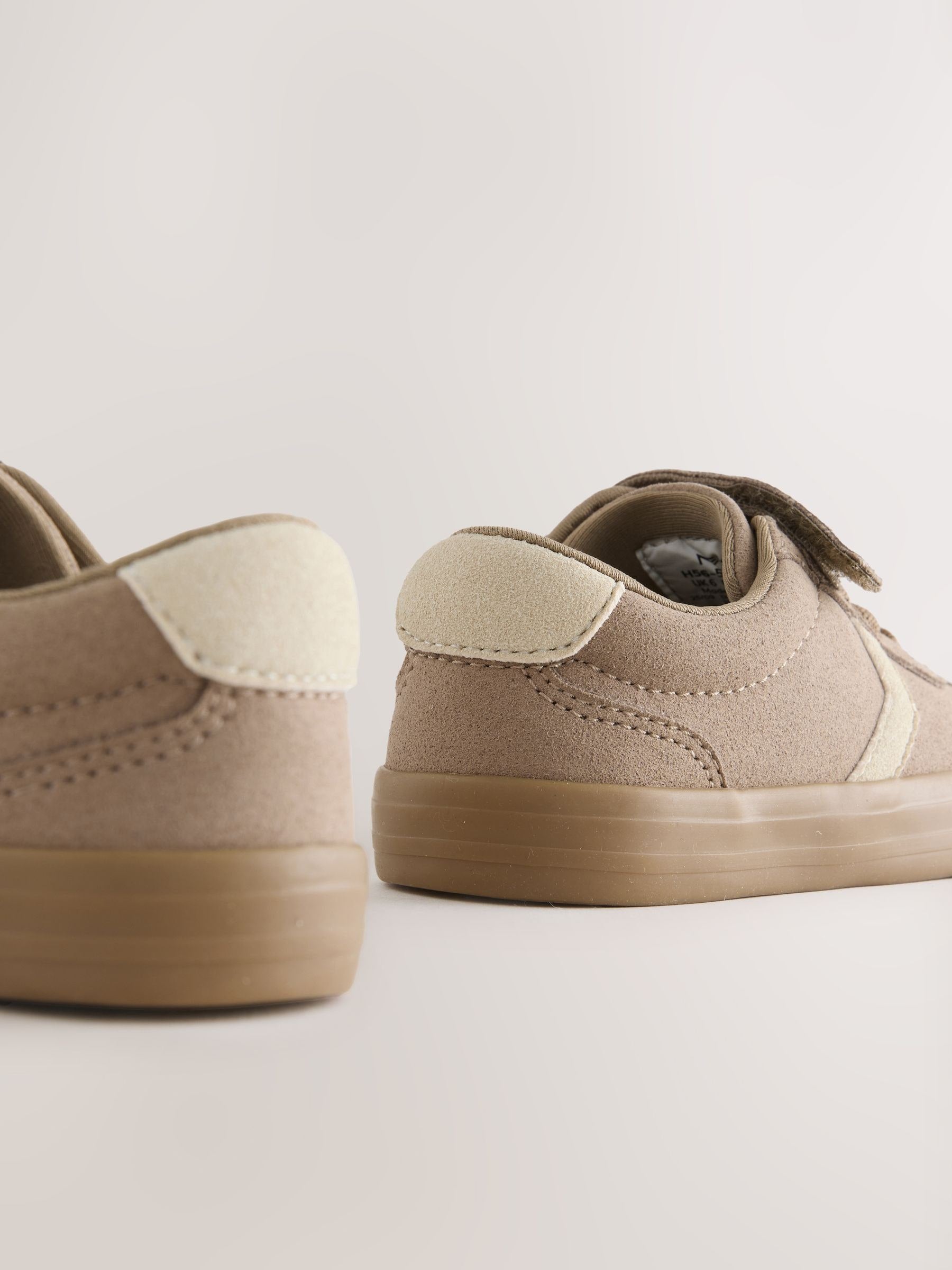 Neutral Brown Standard Fit (F) Touch Fastening Elastic Lace Trainers image 5