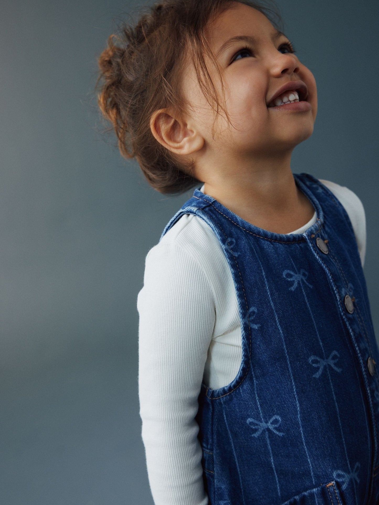 Dsiney Kidz - Bow Print Sleeveless Denim Jumpsuit (3mths-8yrs) image 2
