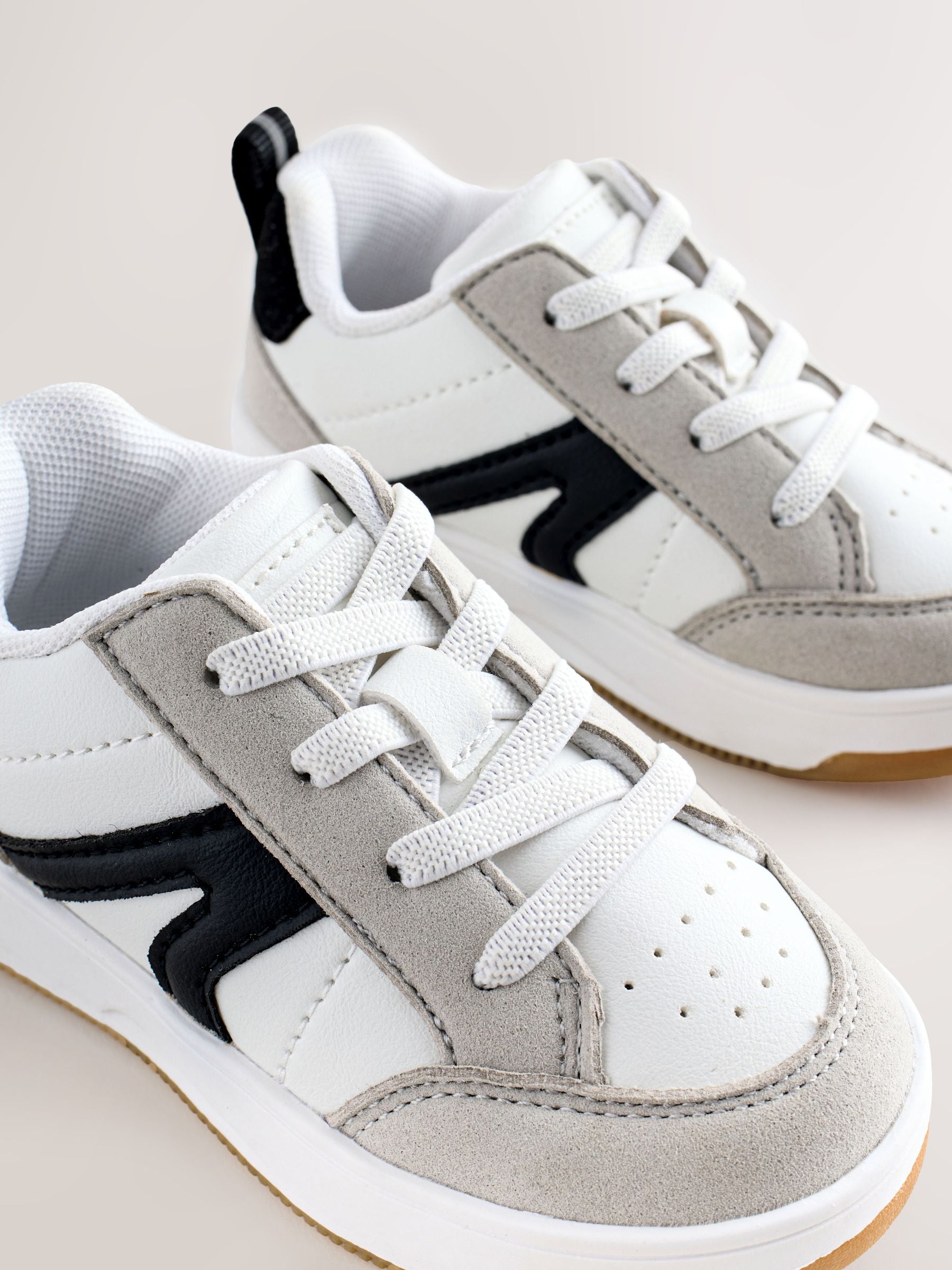 Grey/Black Standard Fit (F) Elastic Lace Trainers image 4