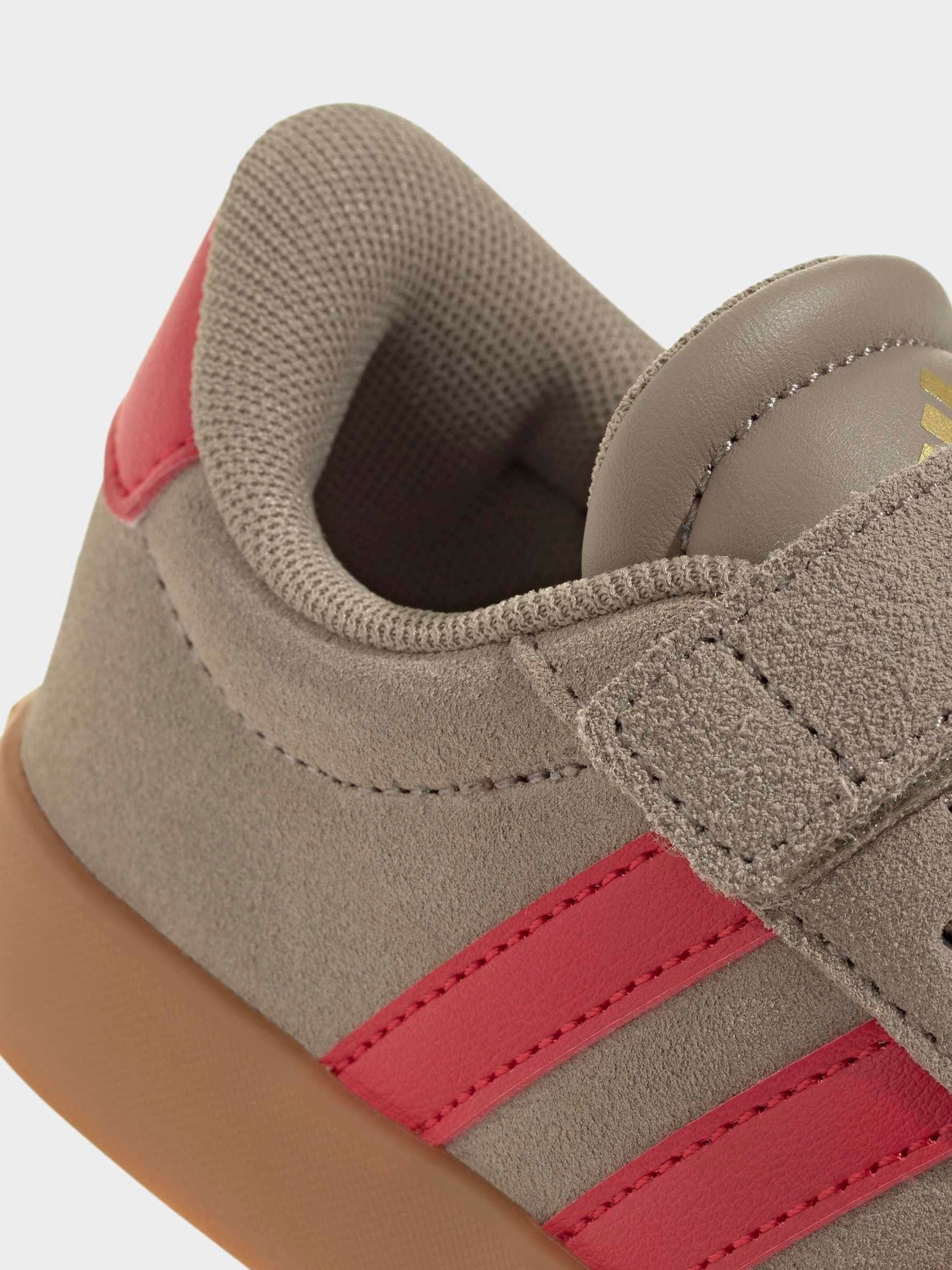 adidas Brown/Red Vl Court 3.0 Trainers image 8