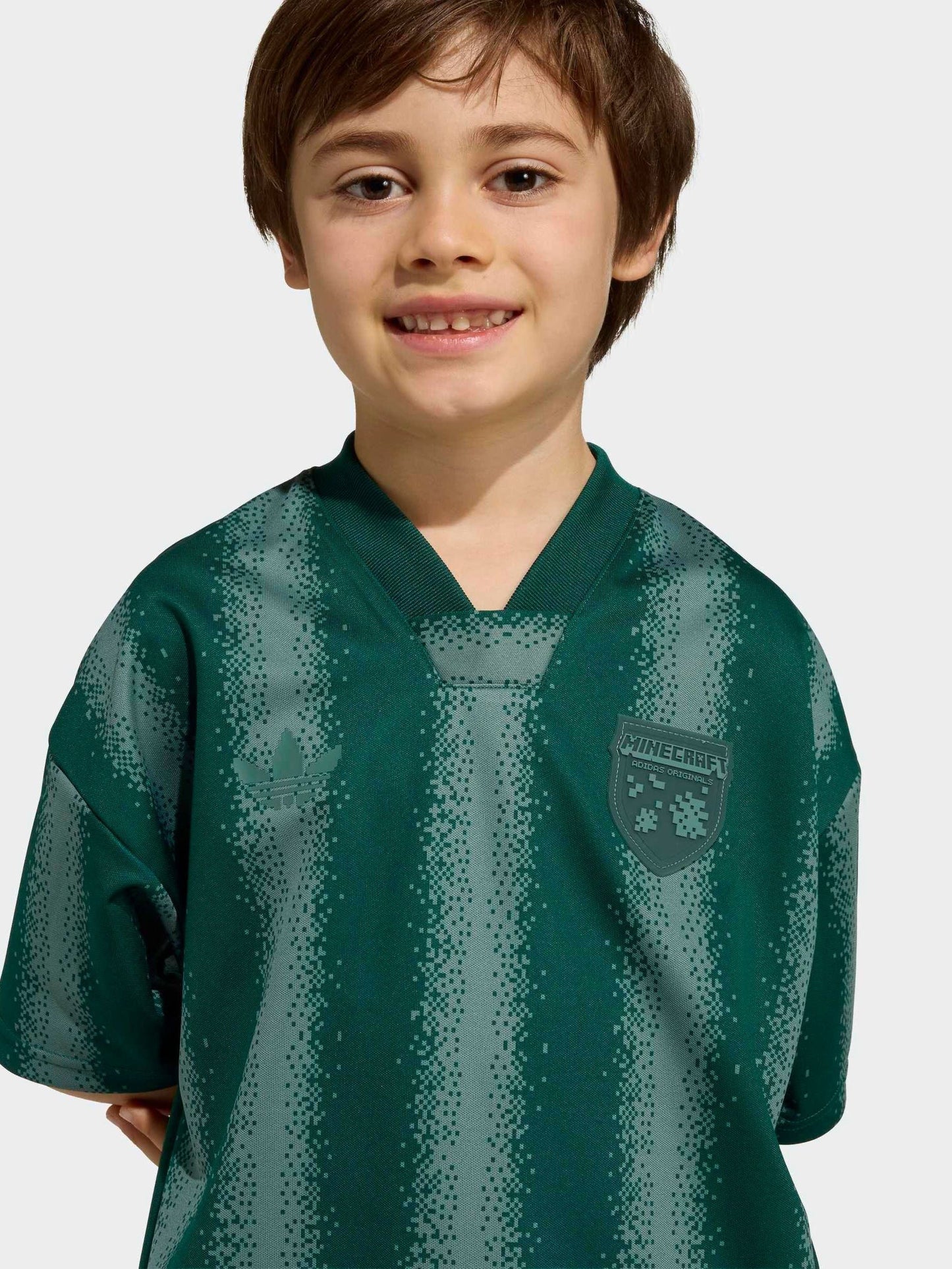 Dsiney Kidz - adidas Originals Green Minecraft Oversized Top  and Shorts Little Kids Set image 5