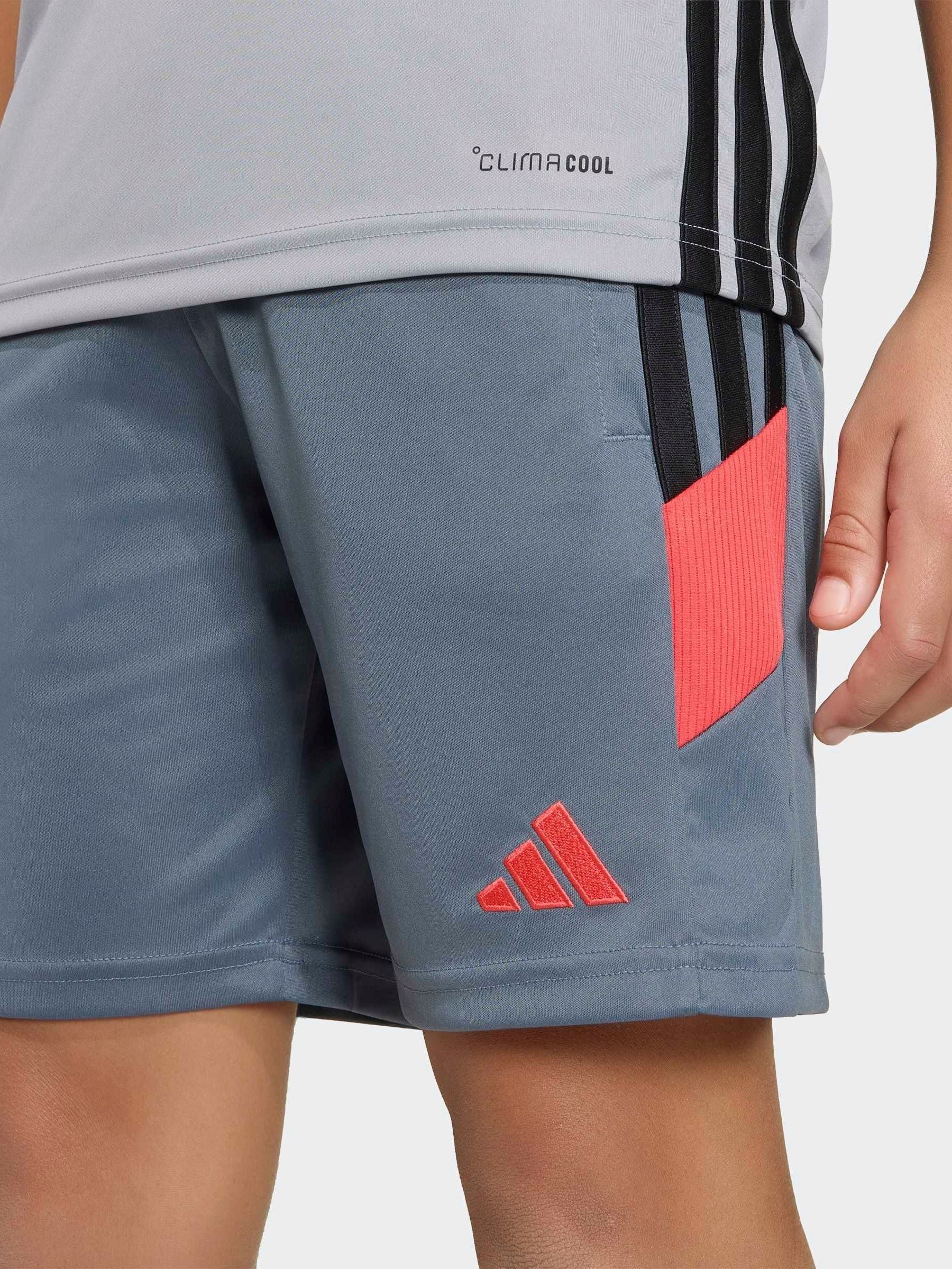 Dsiney Kidz - adidas Grey Tiro 26 Essentials Training Shorts image 4