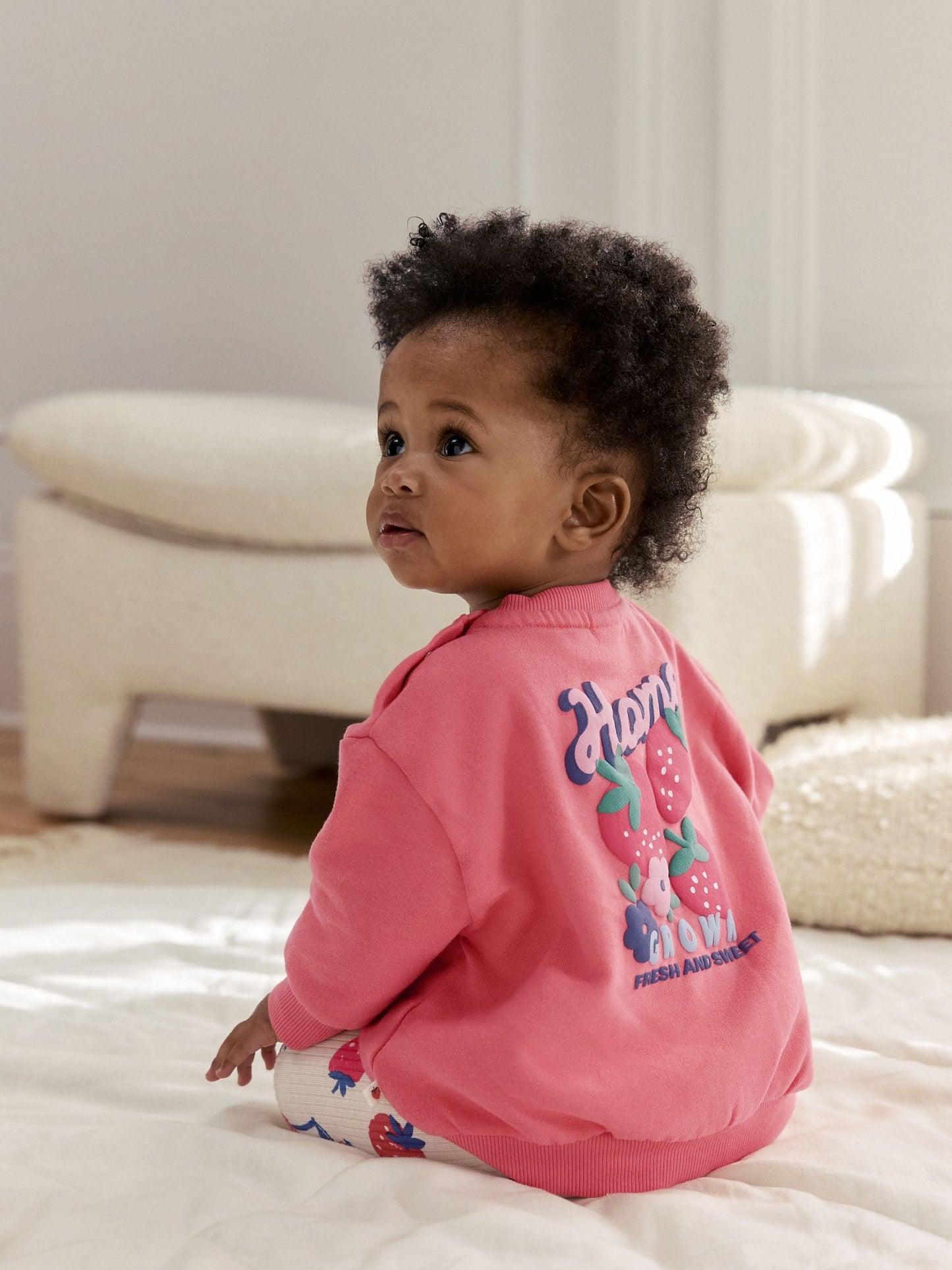 Red Strawberry Baby Sweatshirt and Leggings 2 Piece Set (0mths-2yrs) (0mths-2yrs) image 2