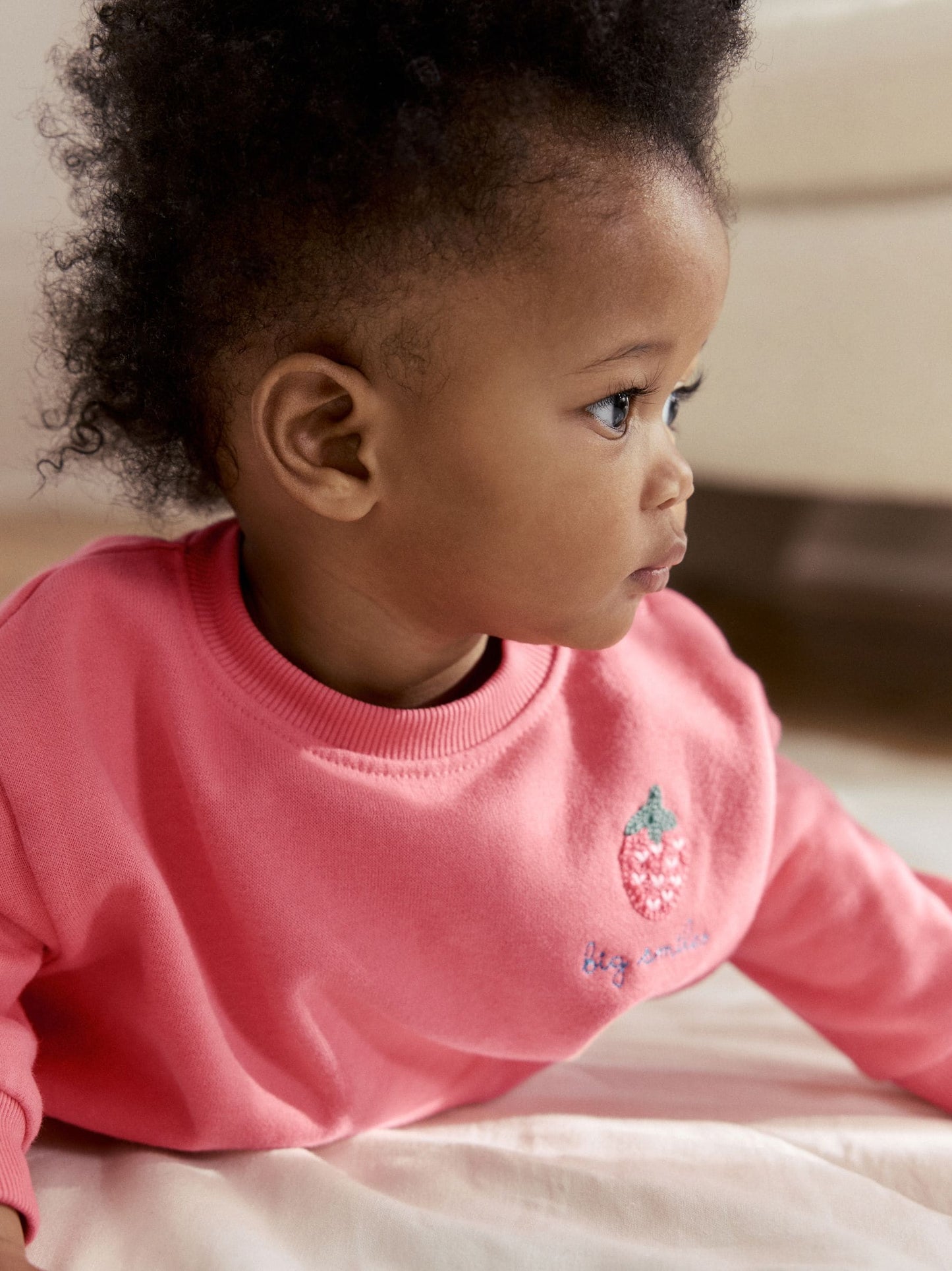Red Strawberry Baby Sweatshirt and Leggings 2 Piece Set (0mths-2yrs) (0mths-2yrs) image 4