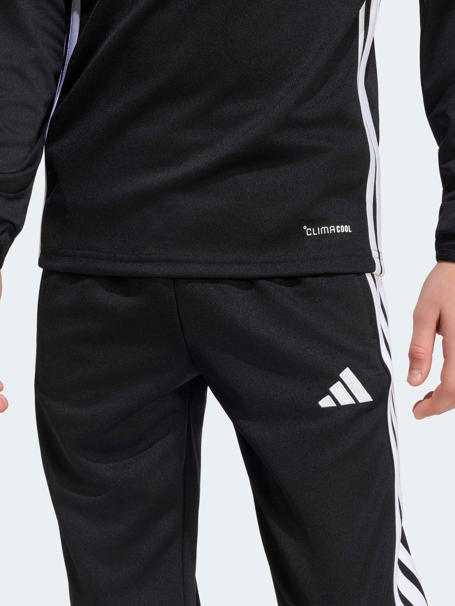 Dsiney Kidz - adidas Black Tiro Essentials Quarter Zip Training Top image 5