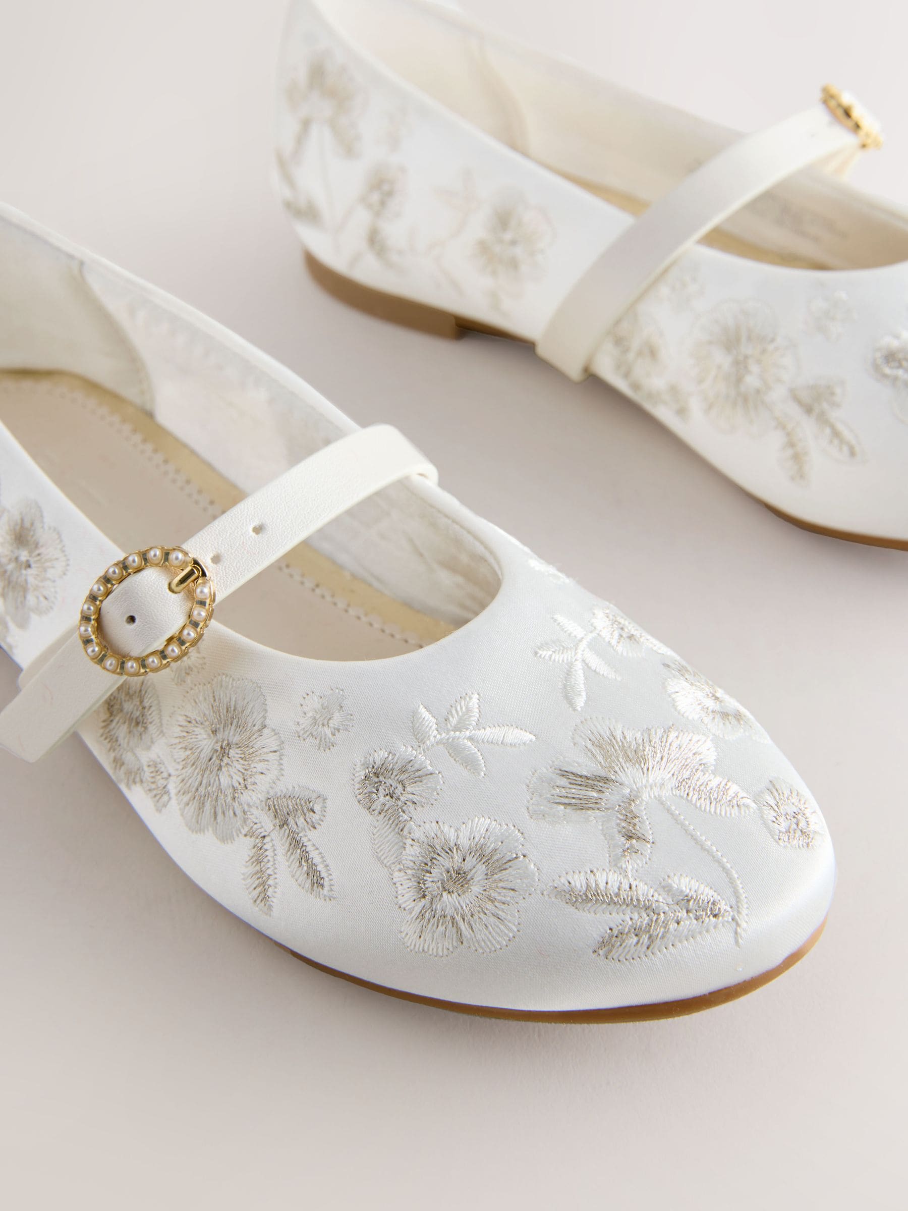 Dsiney Kidz - White Embroidered Stain Resistant Satin Mary Jane Occasion Shoes image 3