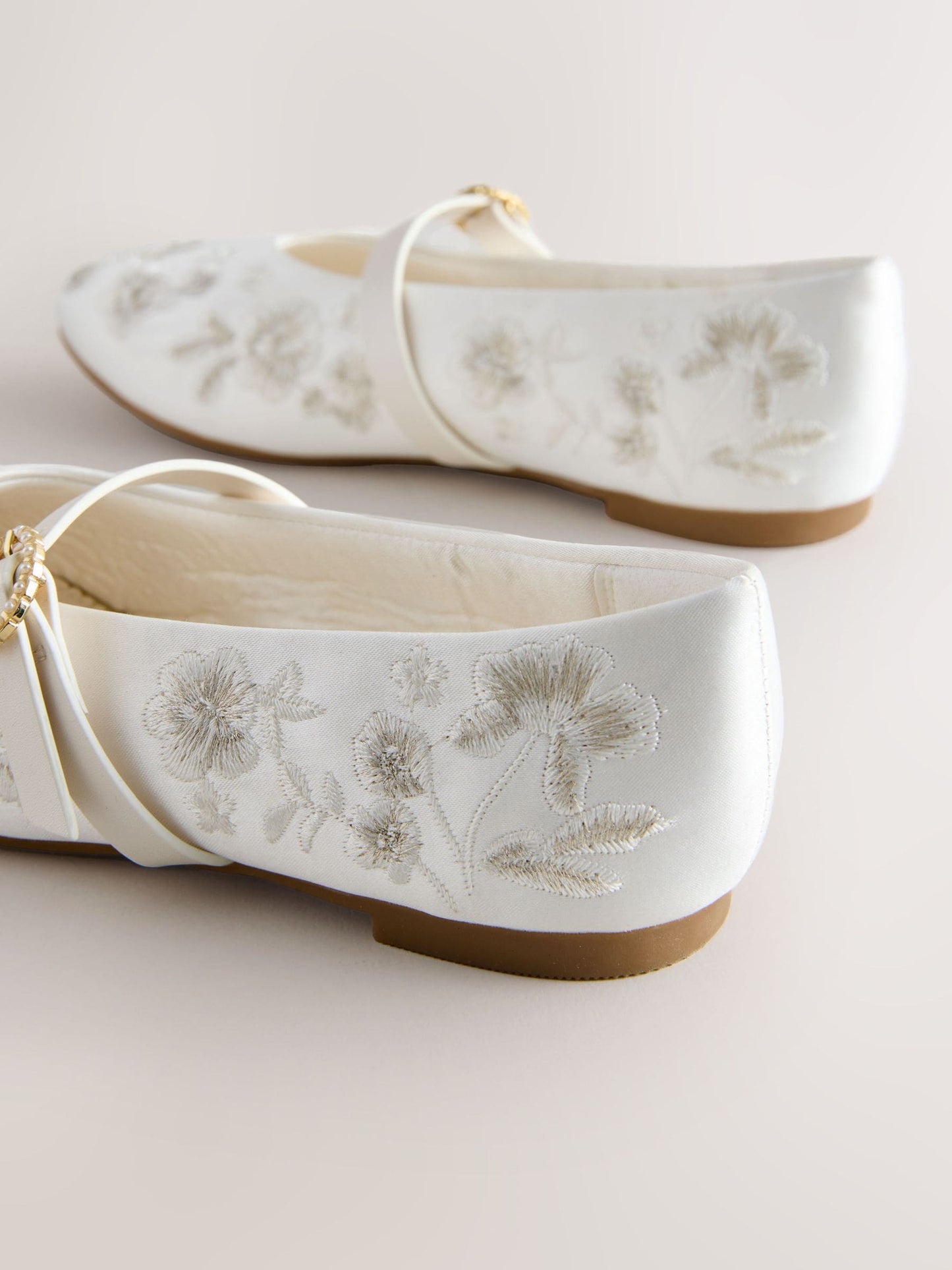 Dsiney Kidz - White Embroidered Stain Resistant Satin Mary Jane Occasion Shoes image 4