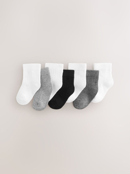 Black/White Baby Socks 7 Pack (0mths-2yrs) image 1
